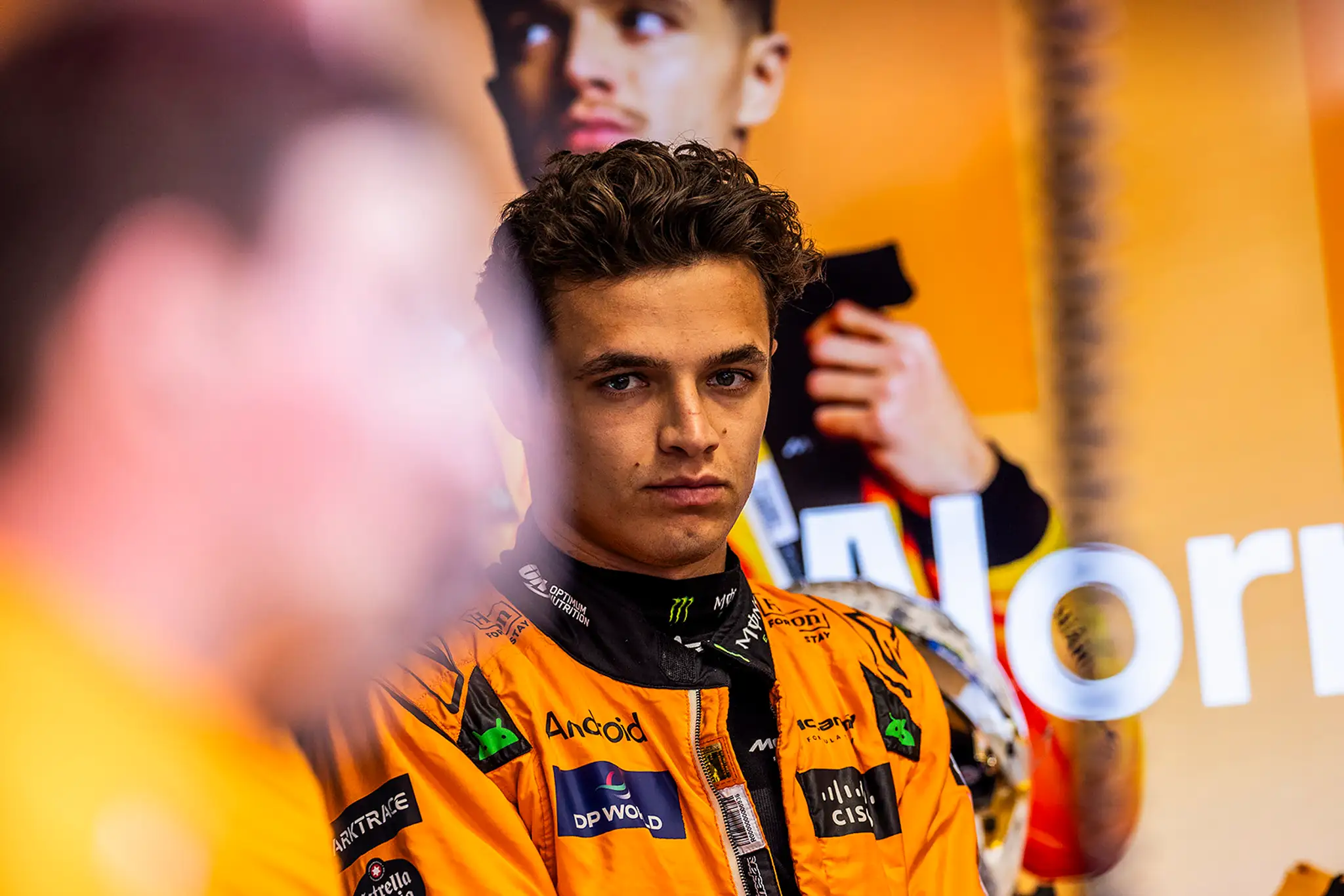 Britský jazdec Lando Norris z McLarenu.
