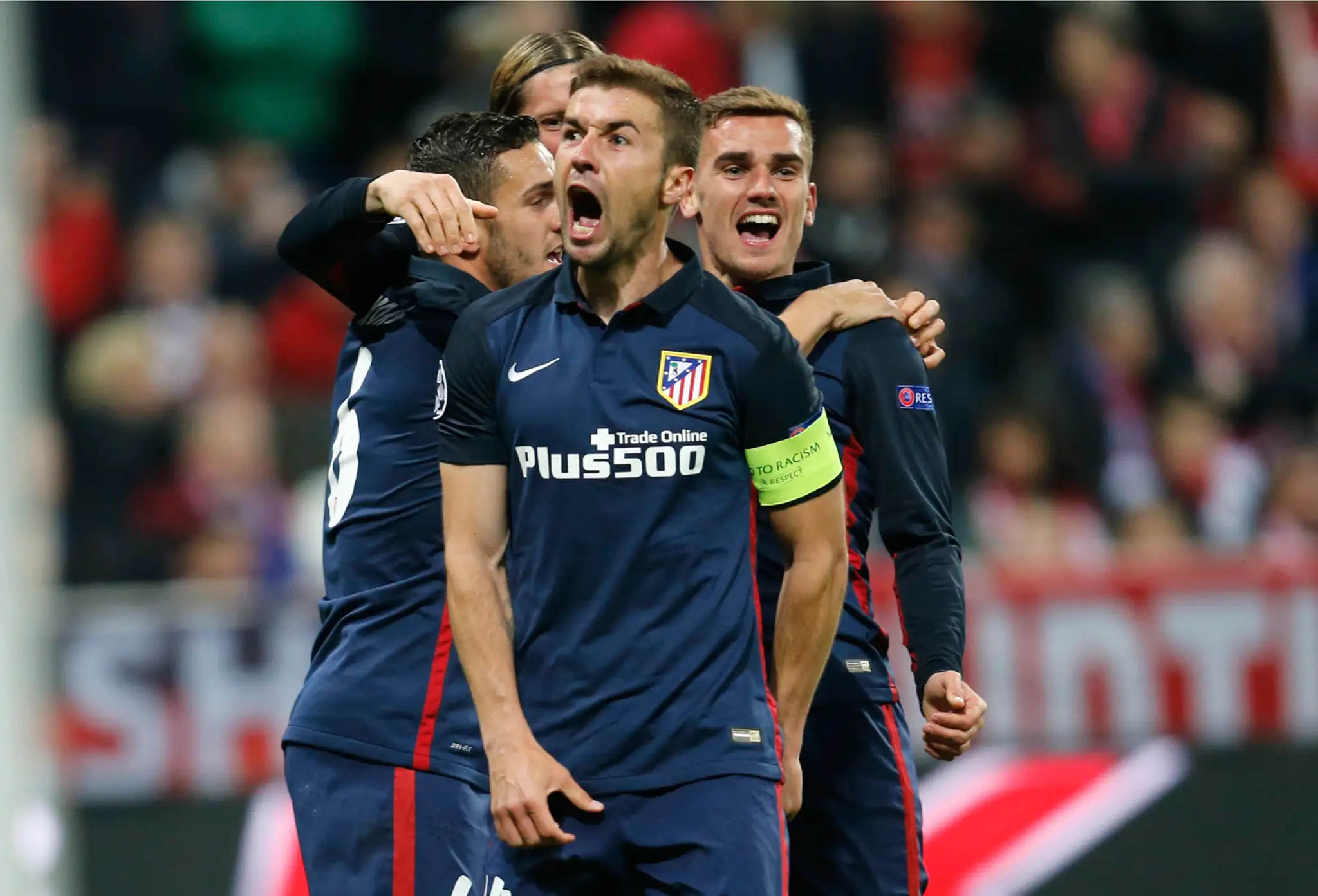 Hráč Atlética Antoine Griezmann sa raduje z gólu v odvetnom dueli semifinále LM.