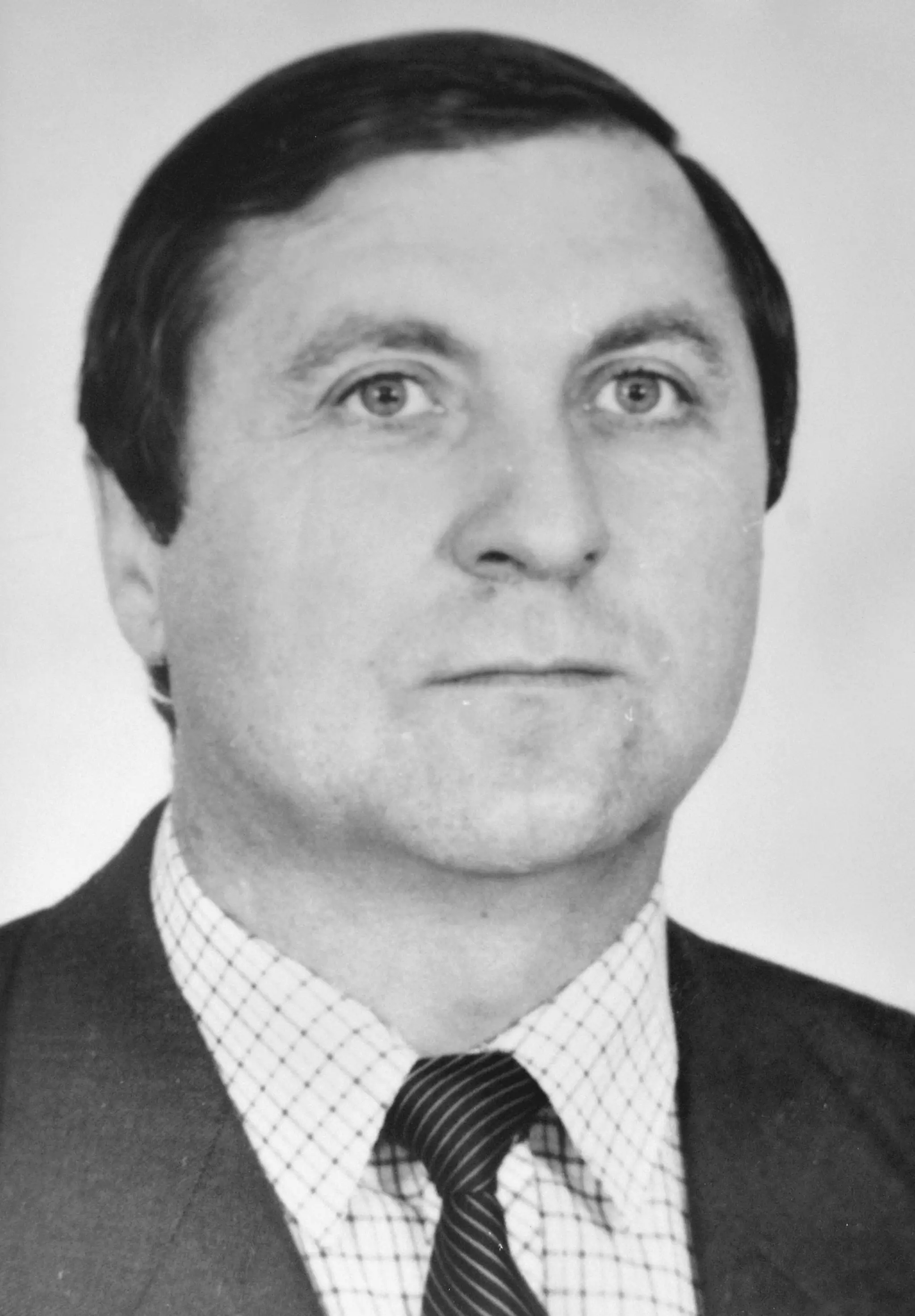 JozefHoldos174361.jpg