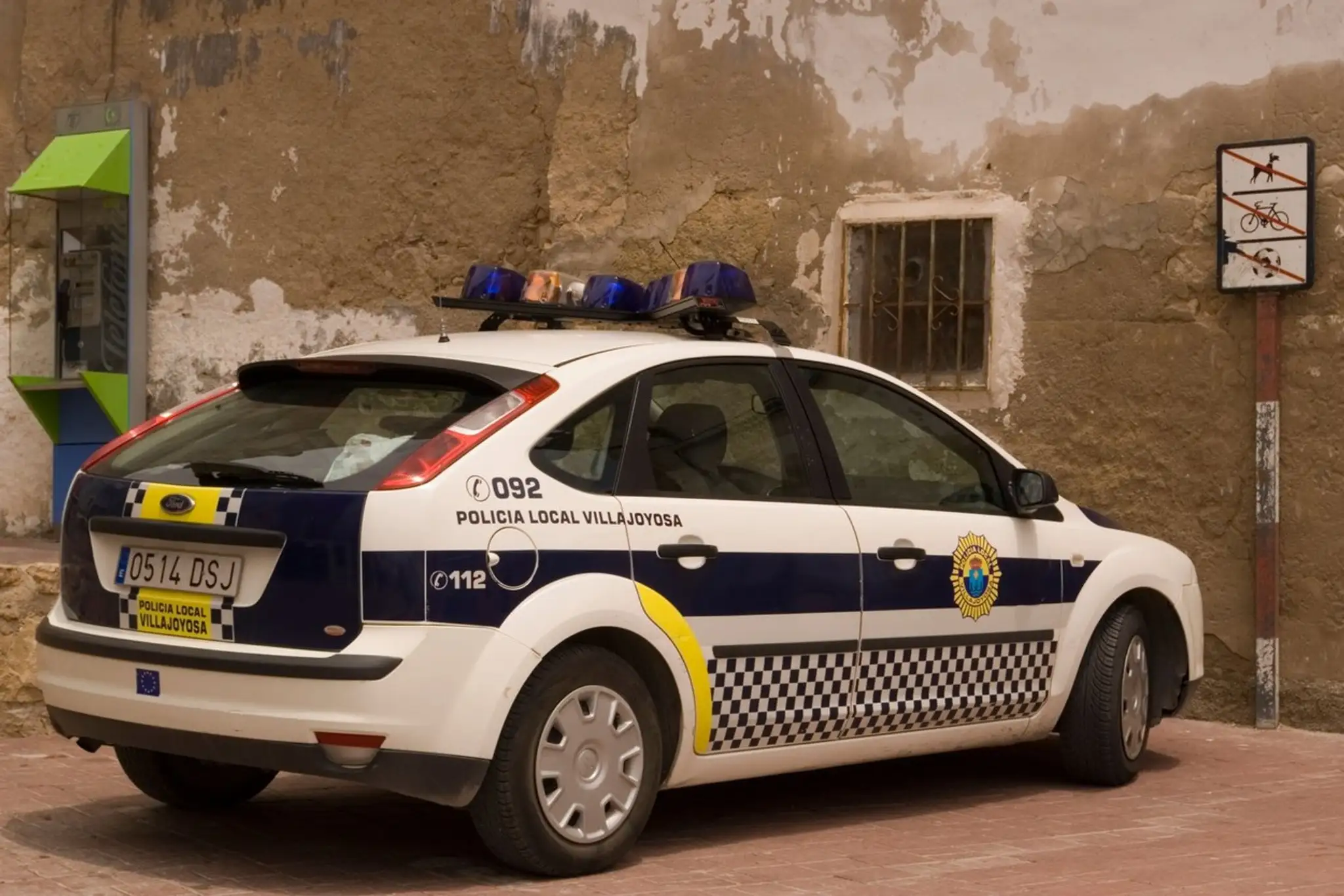 Auto španielskej polície.