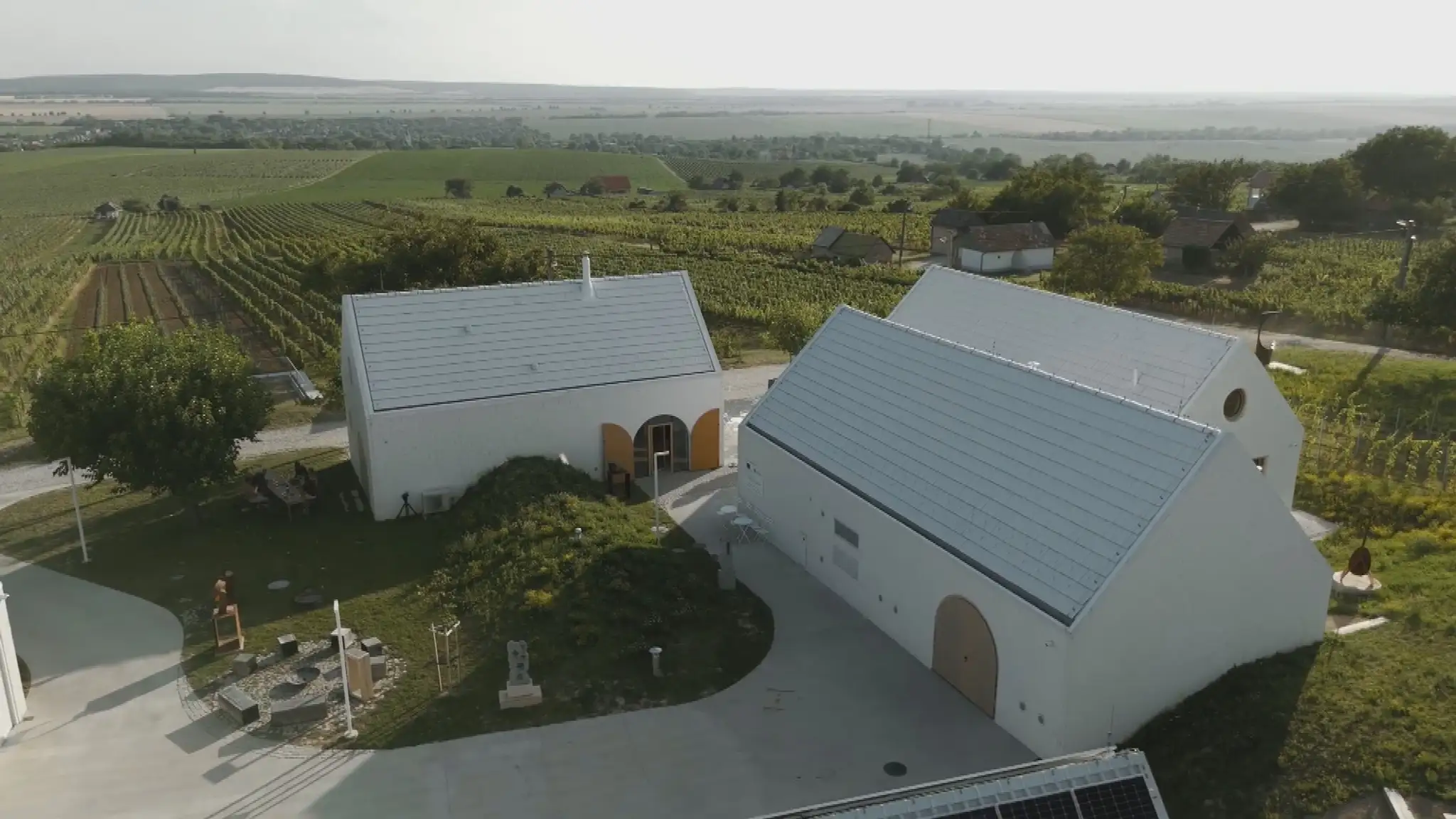Domčeky v Strekove