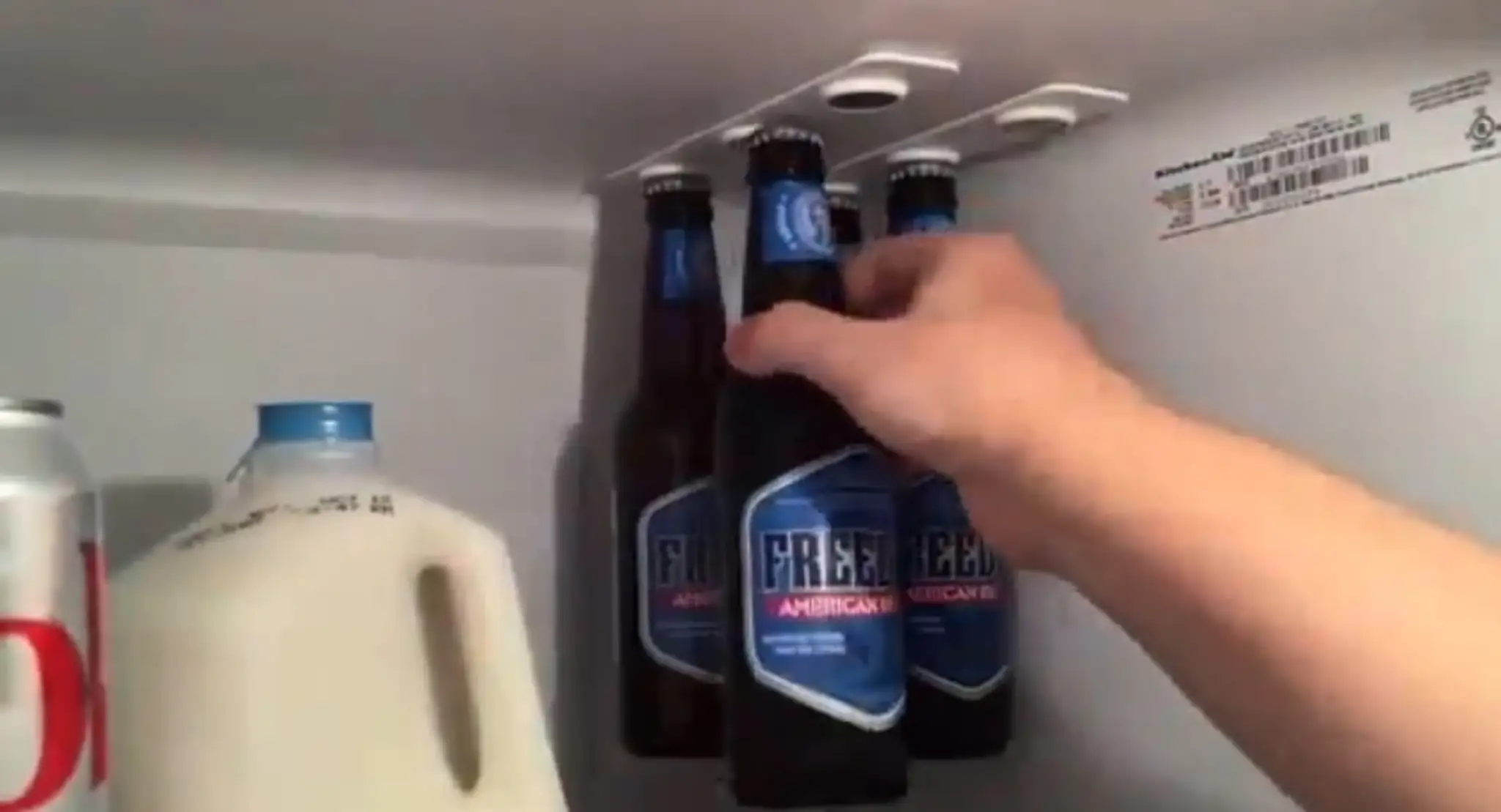 Zariadenie využíva veľmi silné magnety