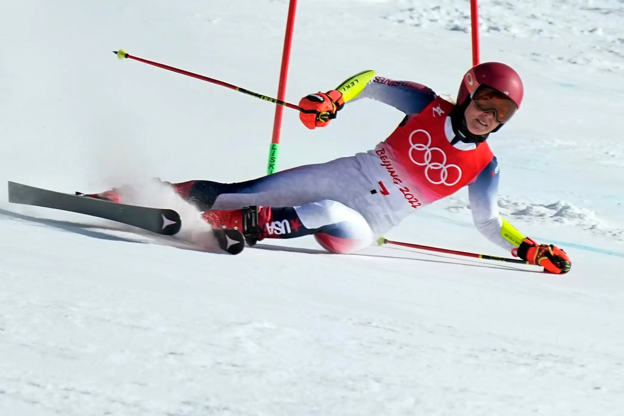 Alpská lyžiarka Mikaela Shiffrinová vypadáva v 1. kole obrovského slalomu na ZOH 2022.