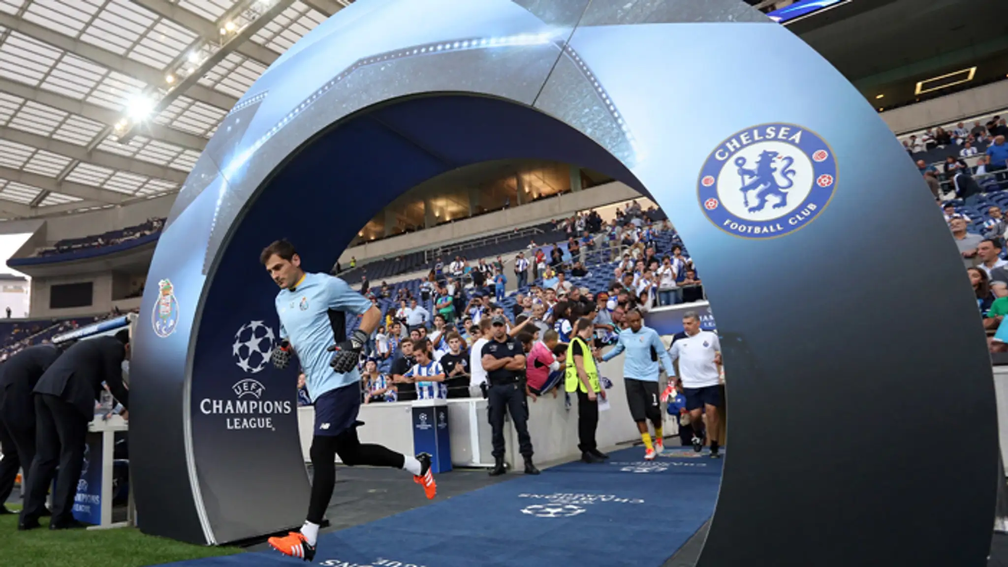 Španielsky futbalový brankár Iker Casillas v službách FC Porto.