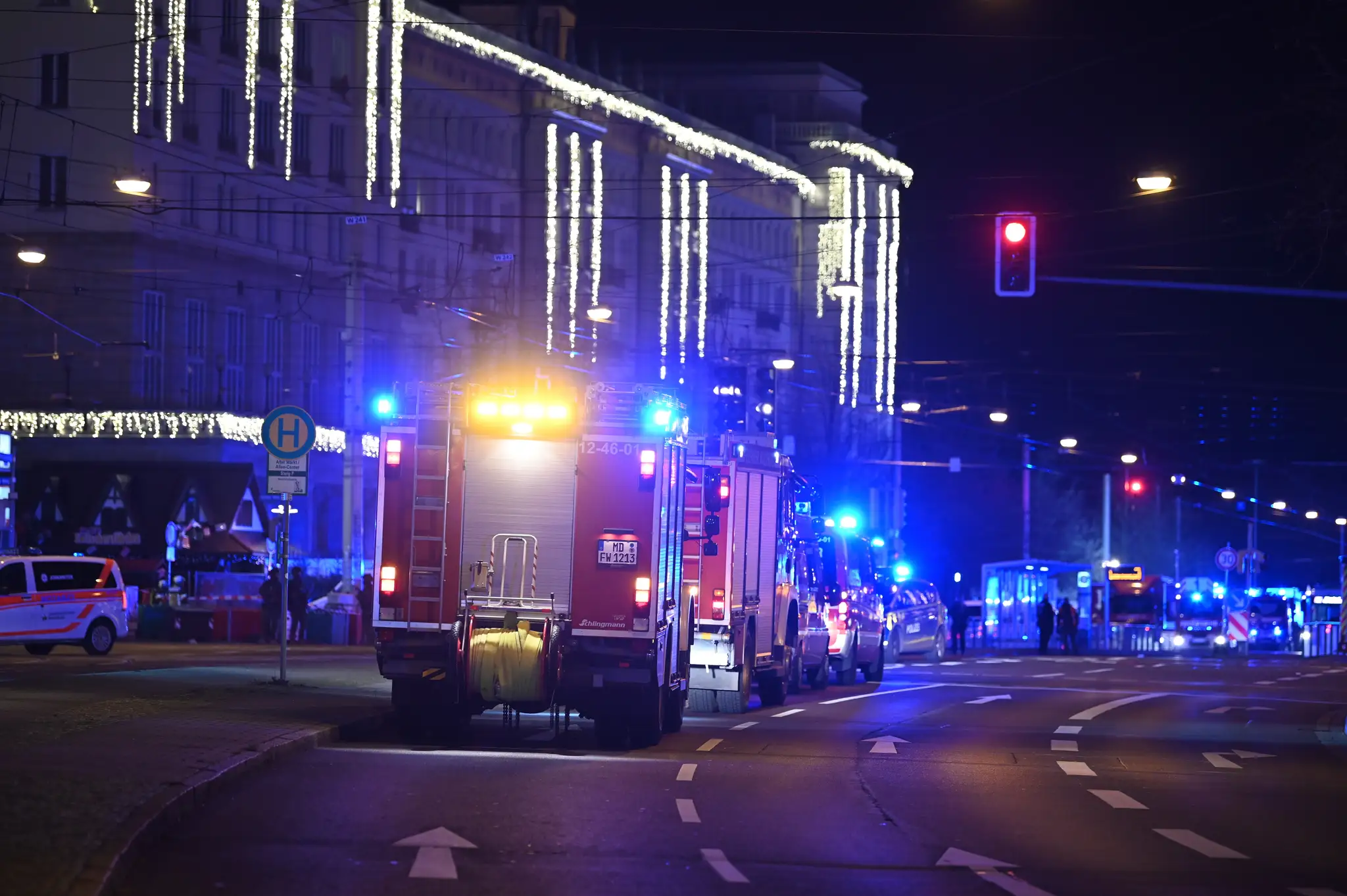 Špeciálne policajné jednotky na mieste incidentu