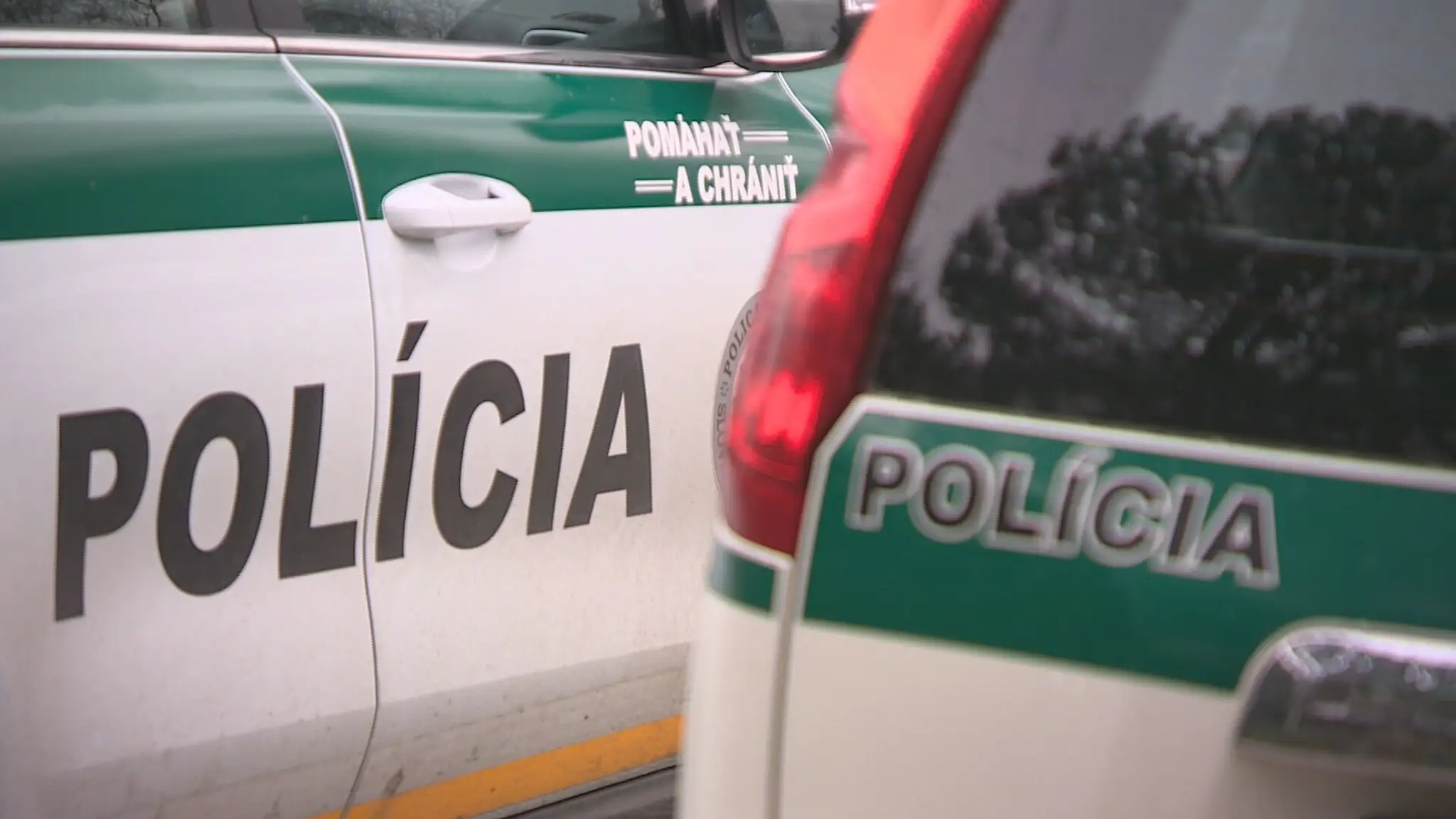 Policajné autá.