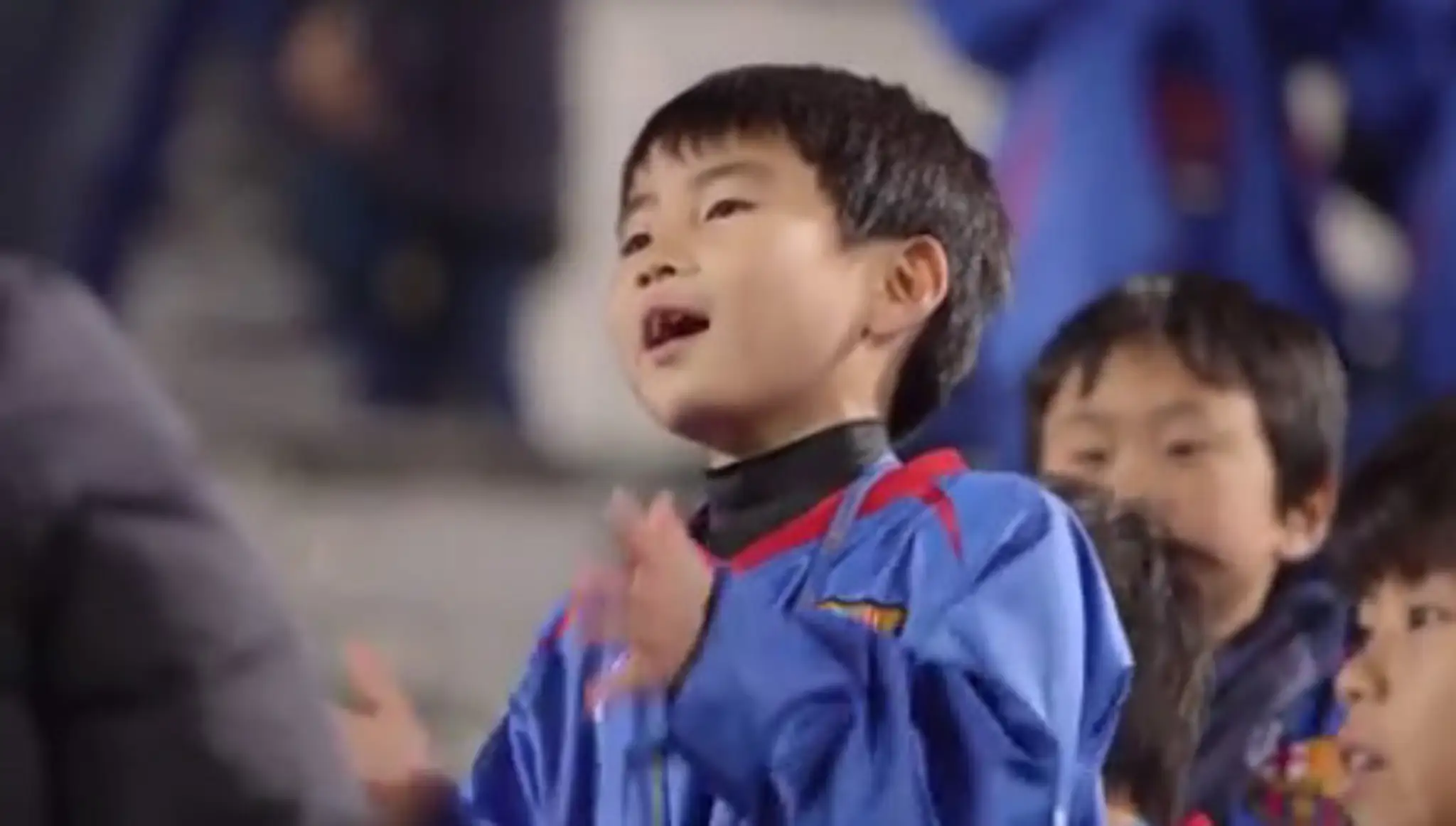 Malý japonský futbalista.