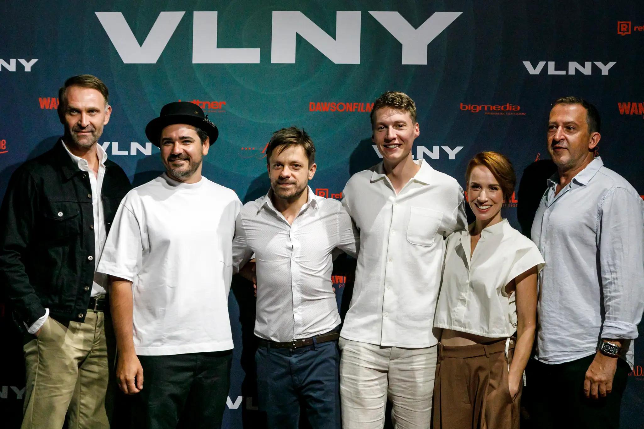 Novinárska projekcia filmu Vlny v Bratislave