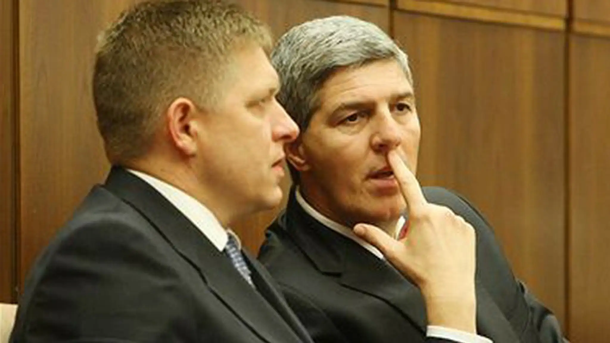Na telo, Robert Fico verzus Béla Bugár