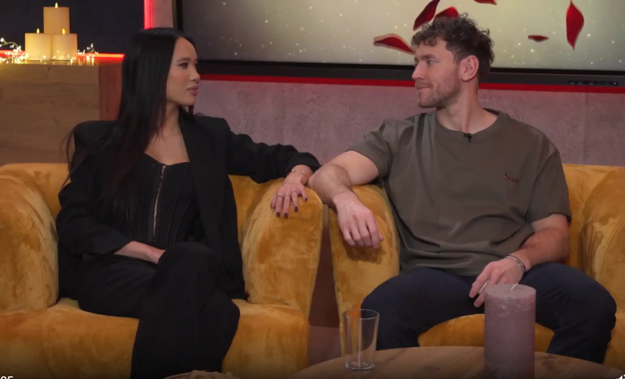 Míra a Sarah