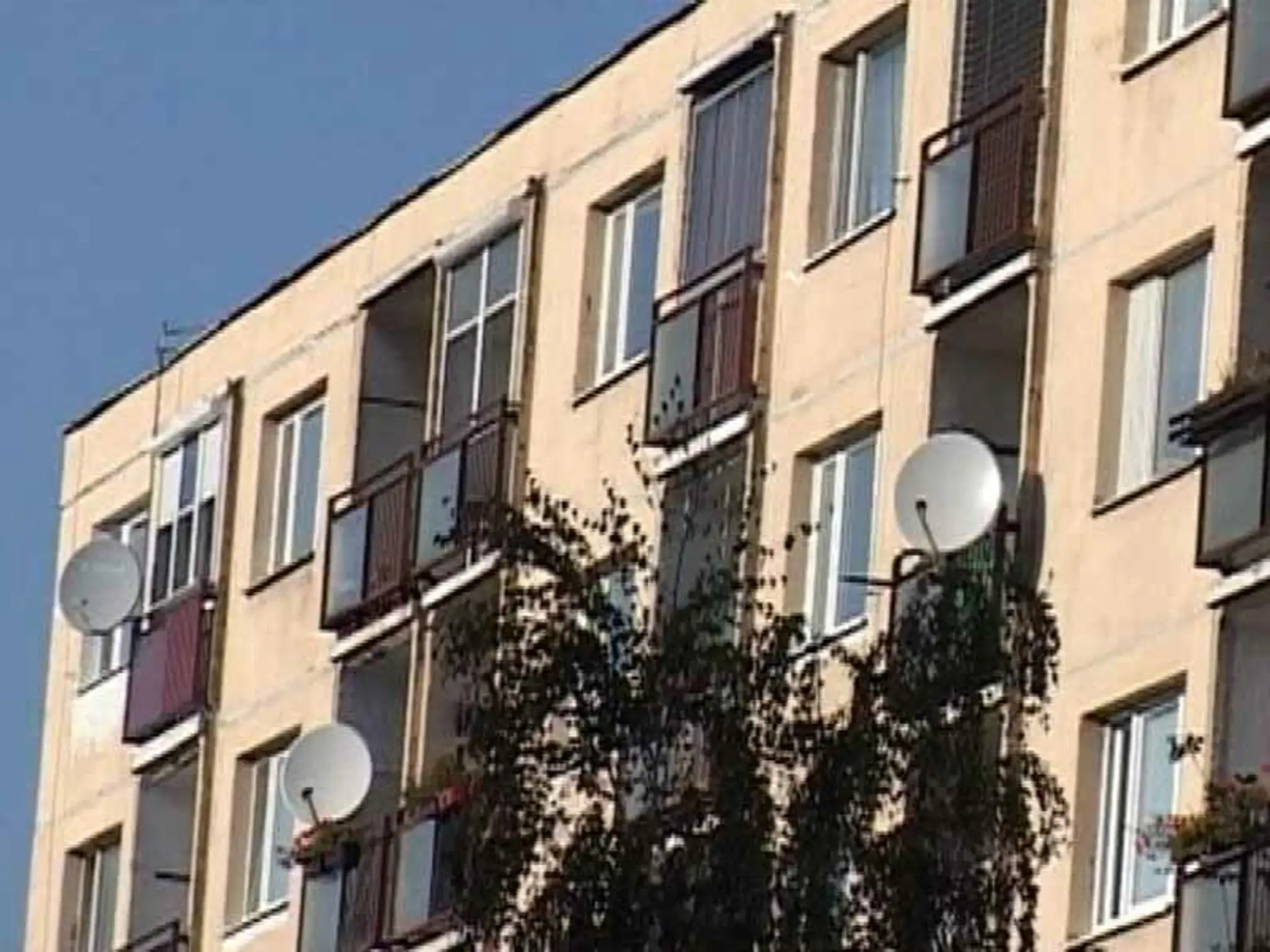 Dom v Nitre, kde sa vyhrážal muž zabitím