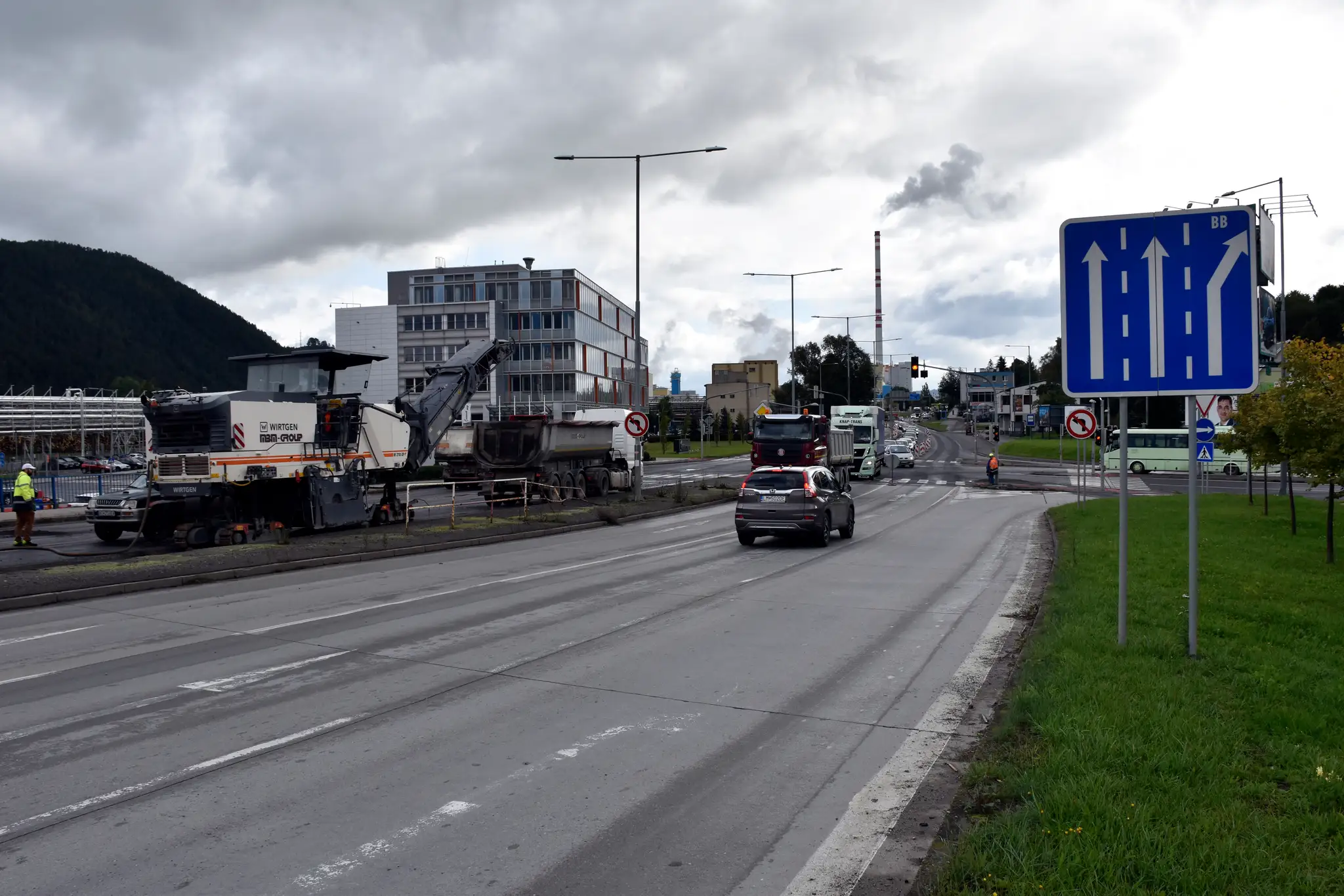 Hlavný ťah v Ružomberku už rekonštruujú.