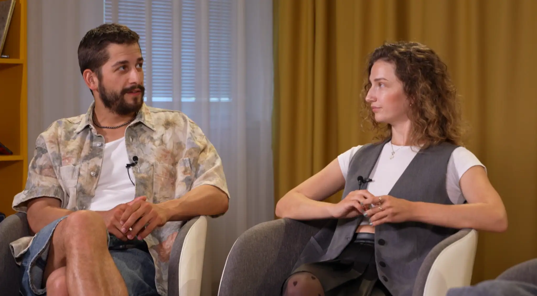 Jakub a Petra v podcaste Odpíšeme ti
