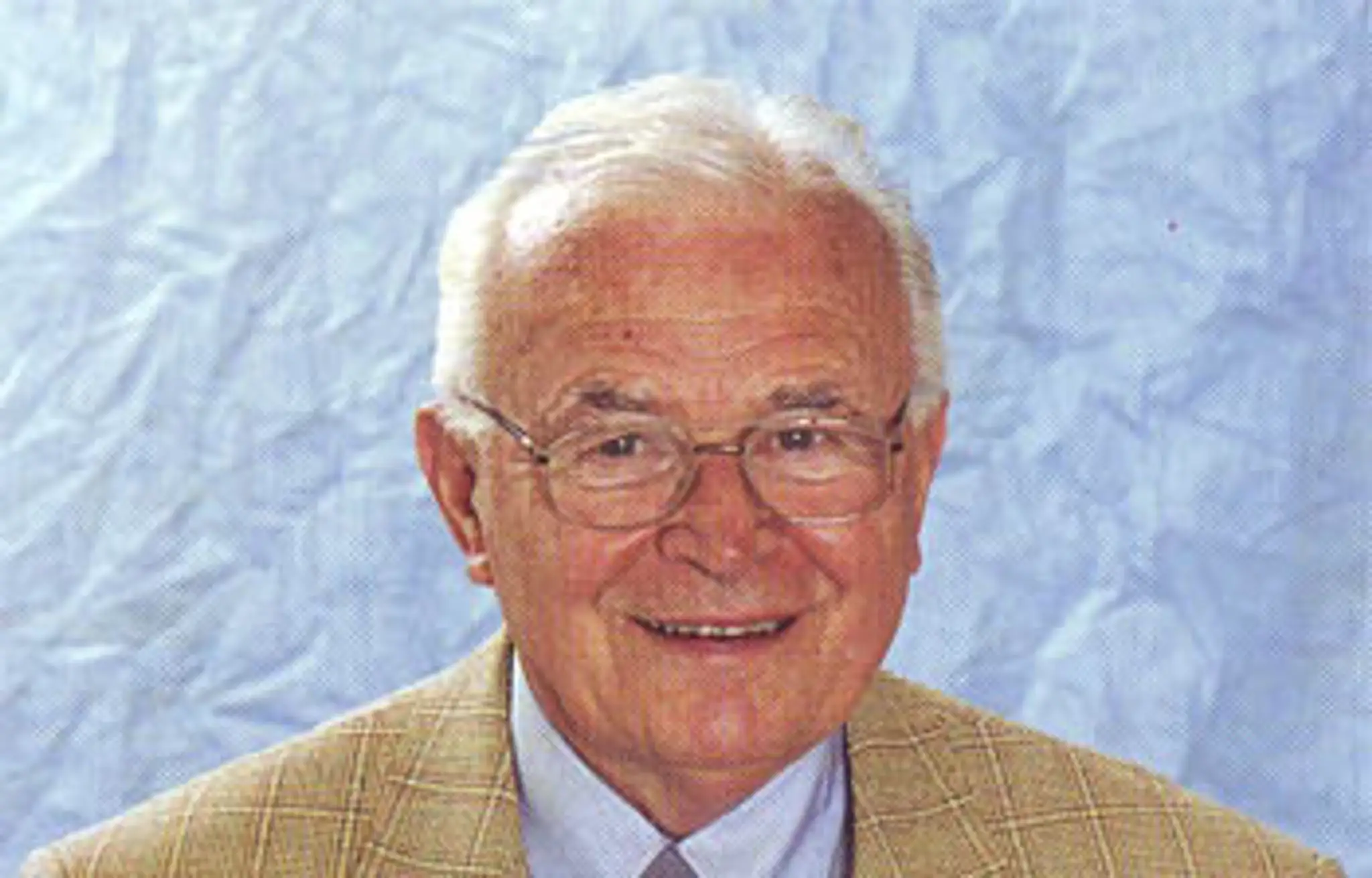 gut_karel_edited-1.jpg
