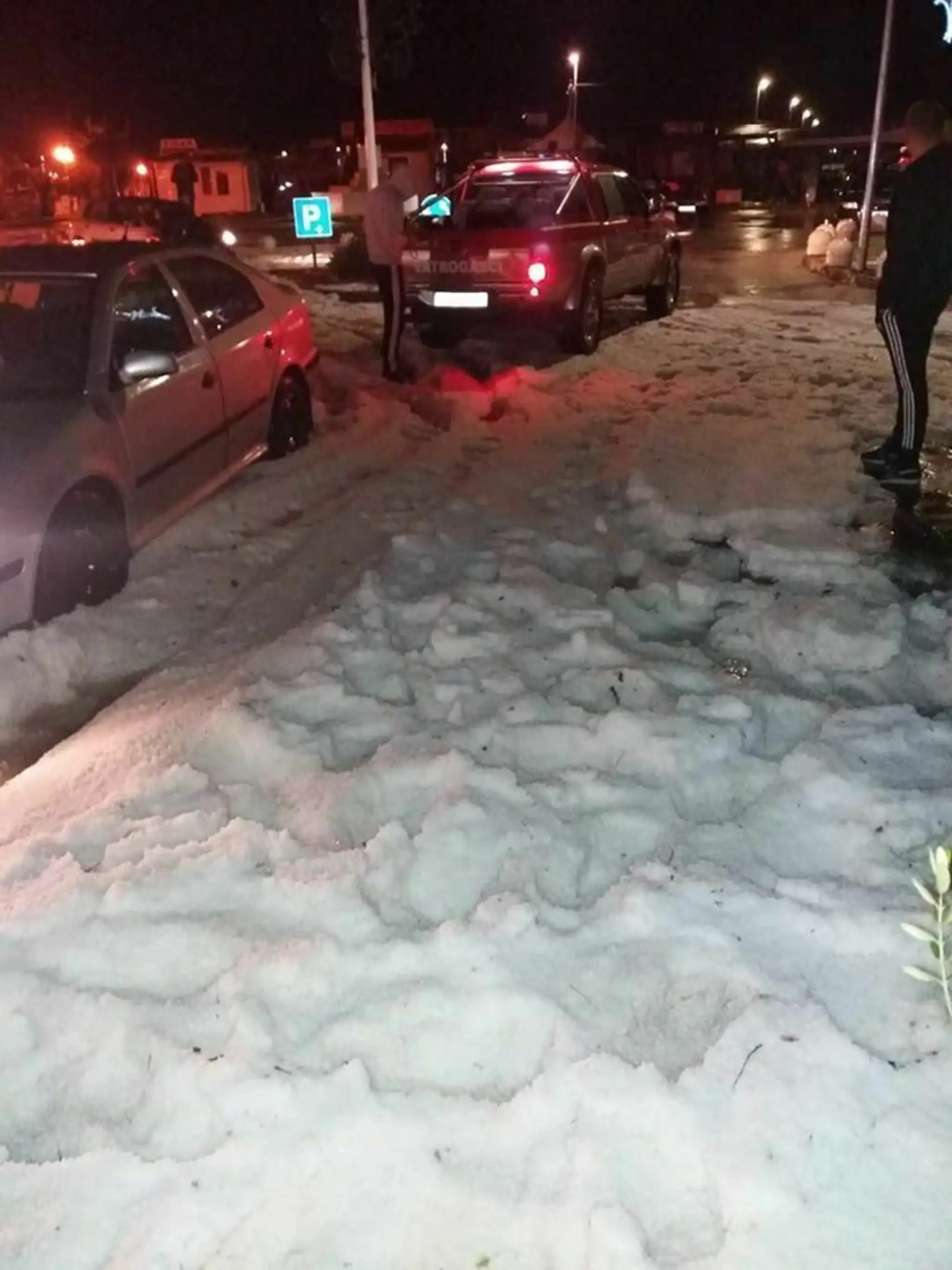 Po snežnej búrke v chorvátskom Pakoštane.