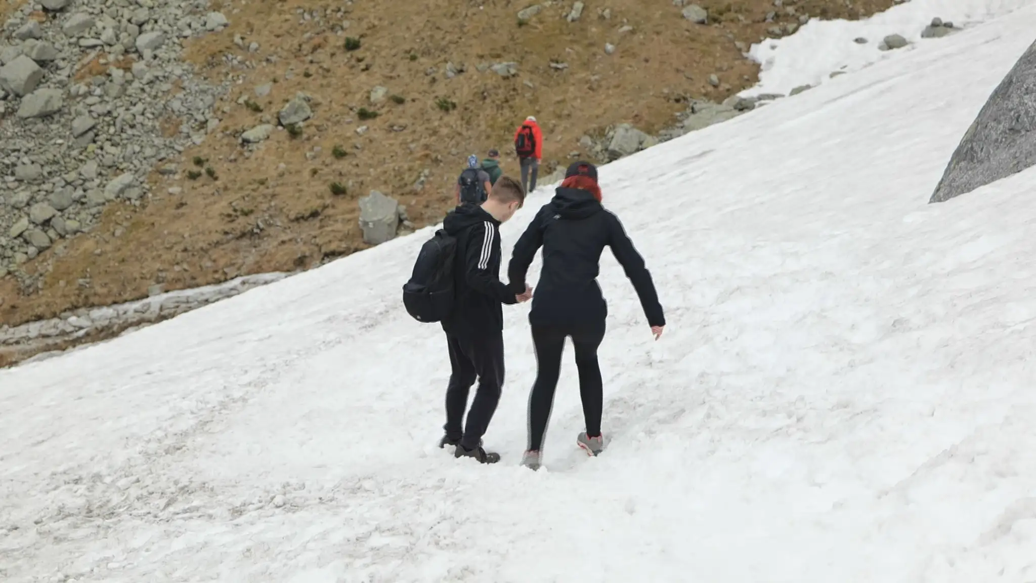 Tatry ešte ponúkajú zimné dozvuky.