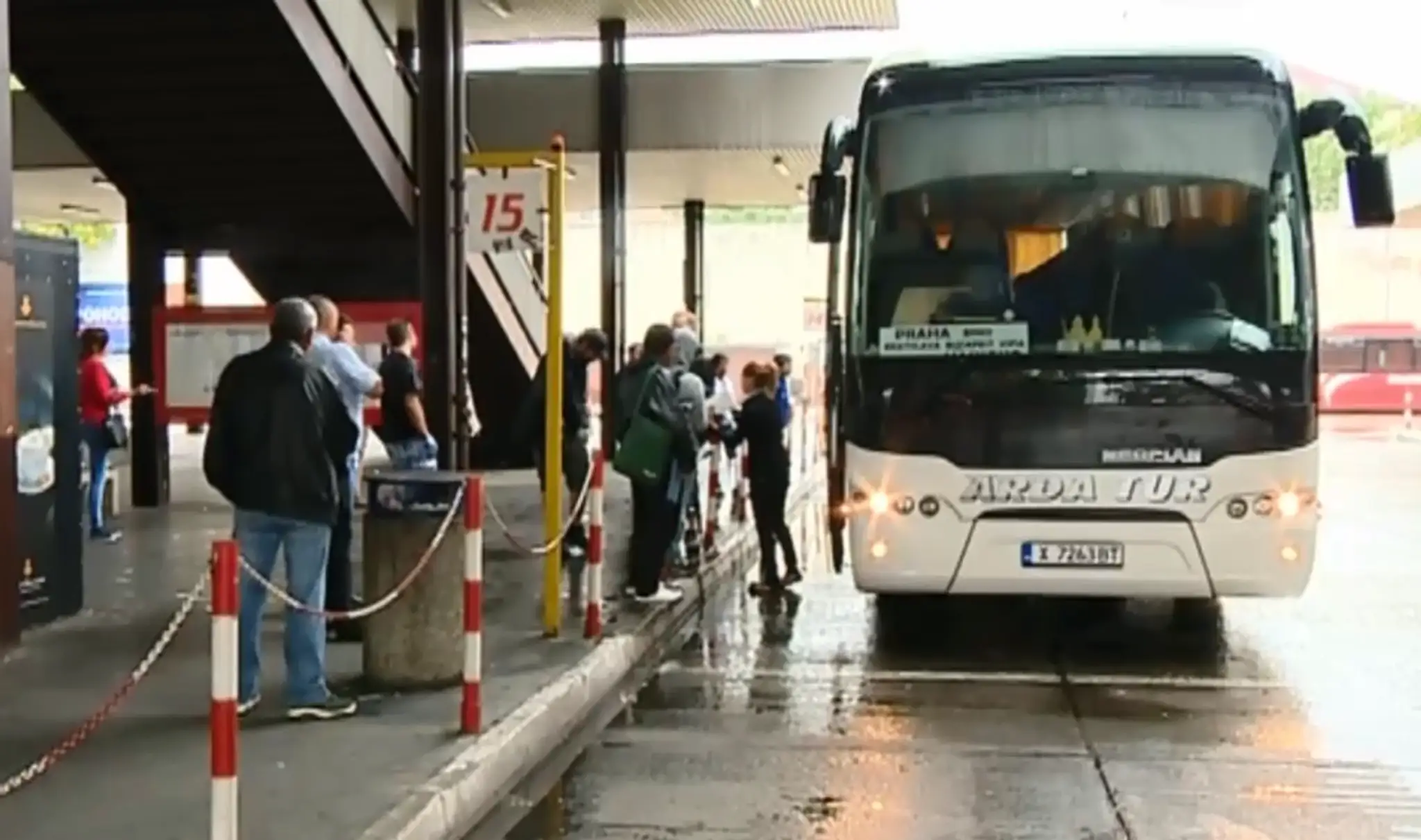 Slováci bez práce sa nechcú za prácou sťahovať