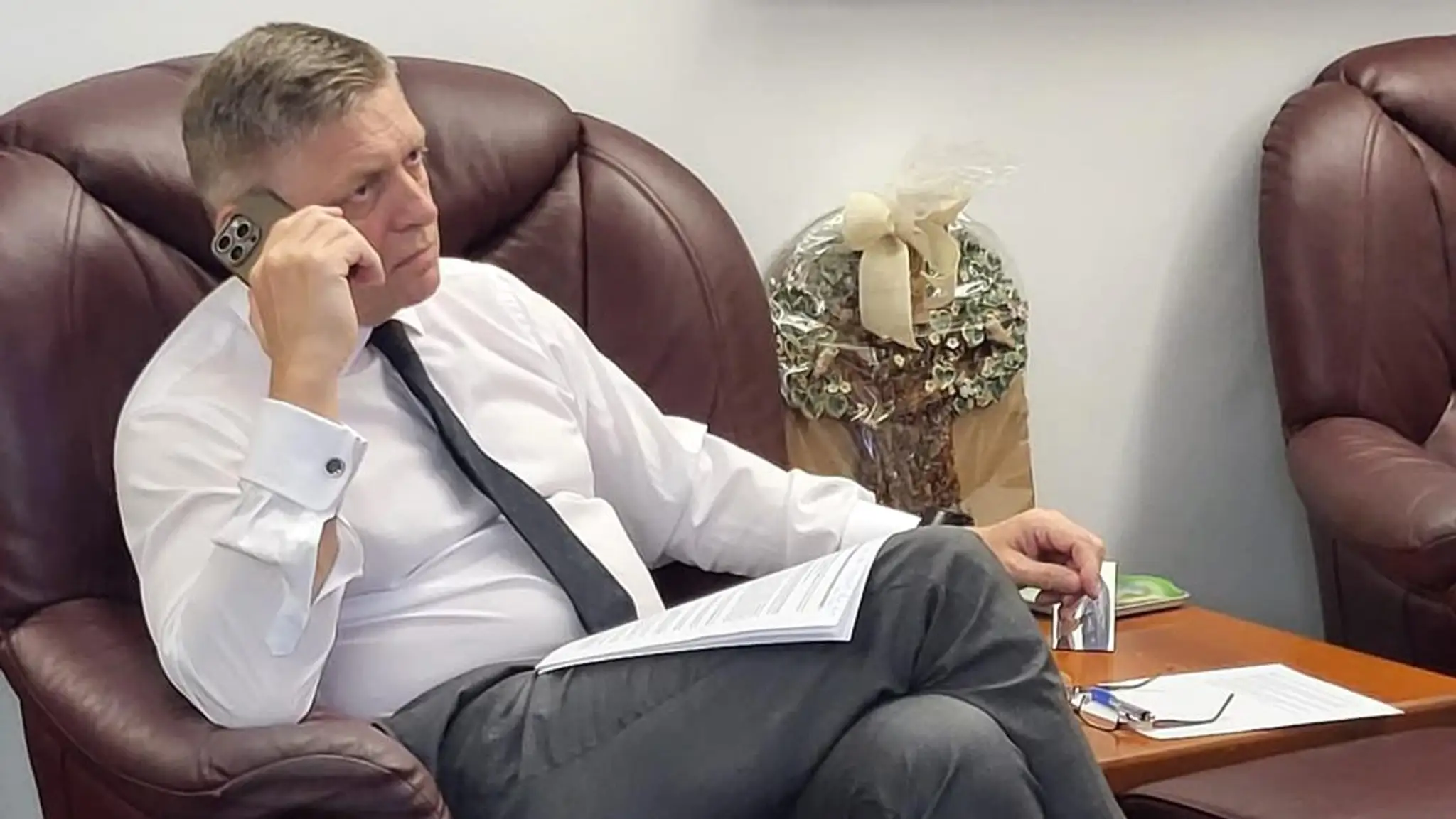 Premiér Robert Fico telefonoval s ukrajinským premiérom Denysom Šmyhalom. v
