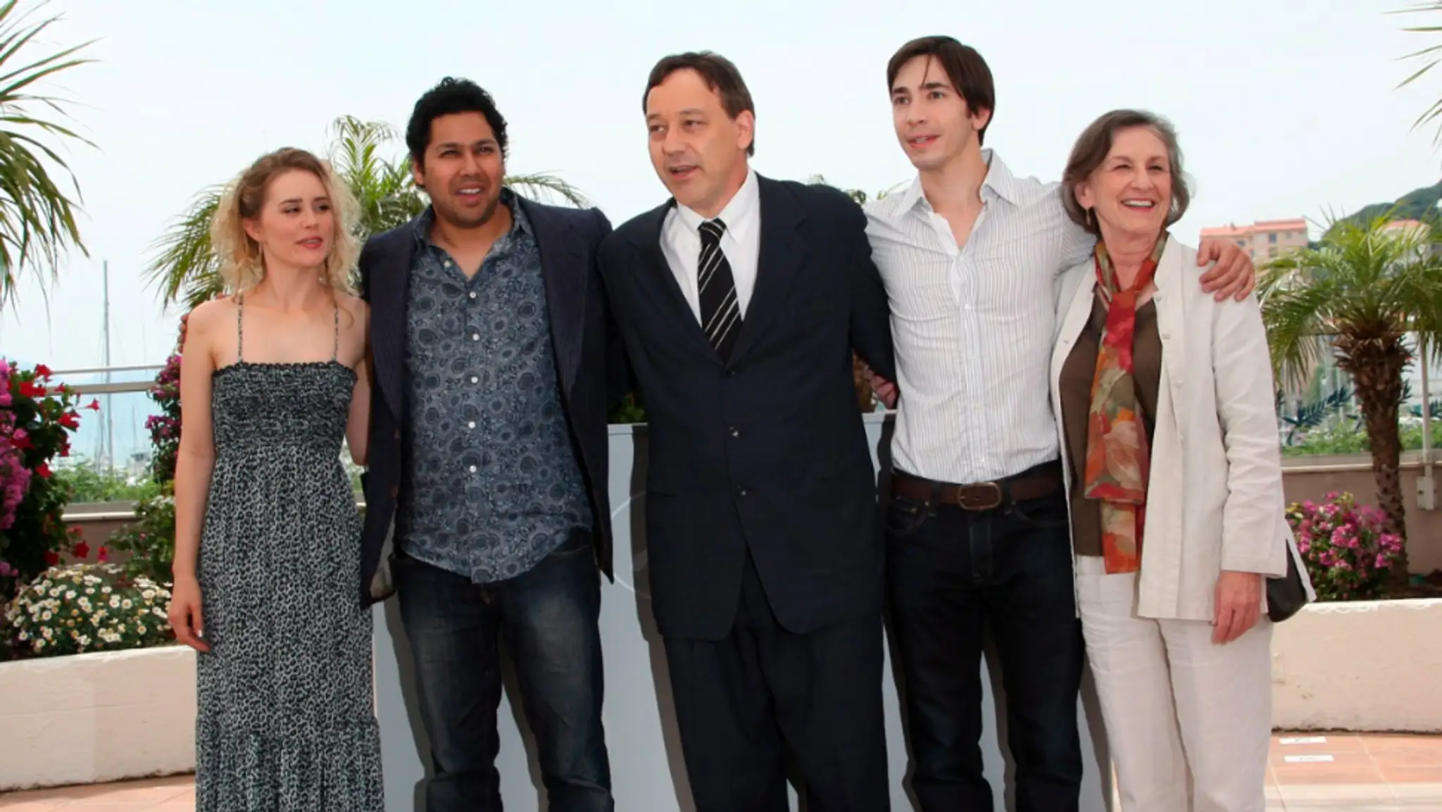 Herečka Lorna Raver (vpravo) na filmovom festivale v Cannes v roku 2009.