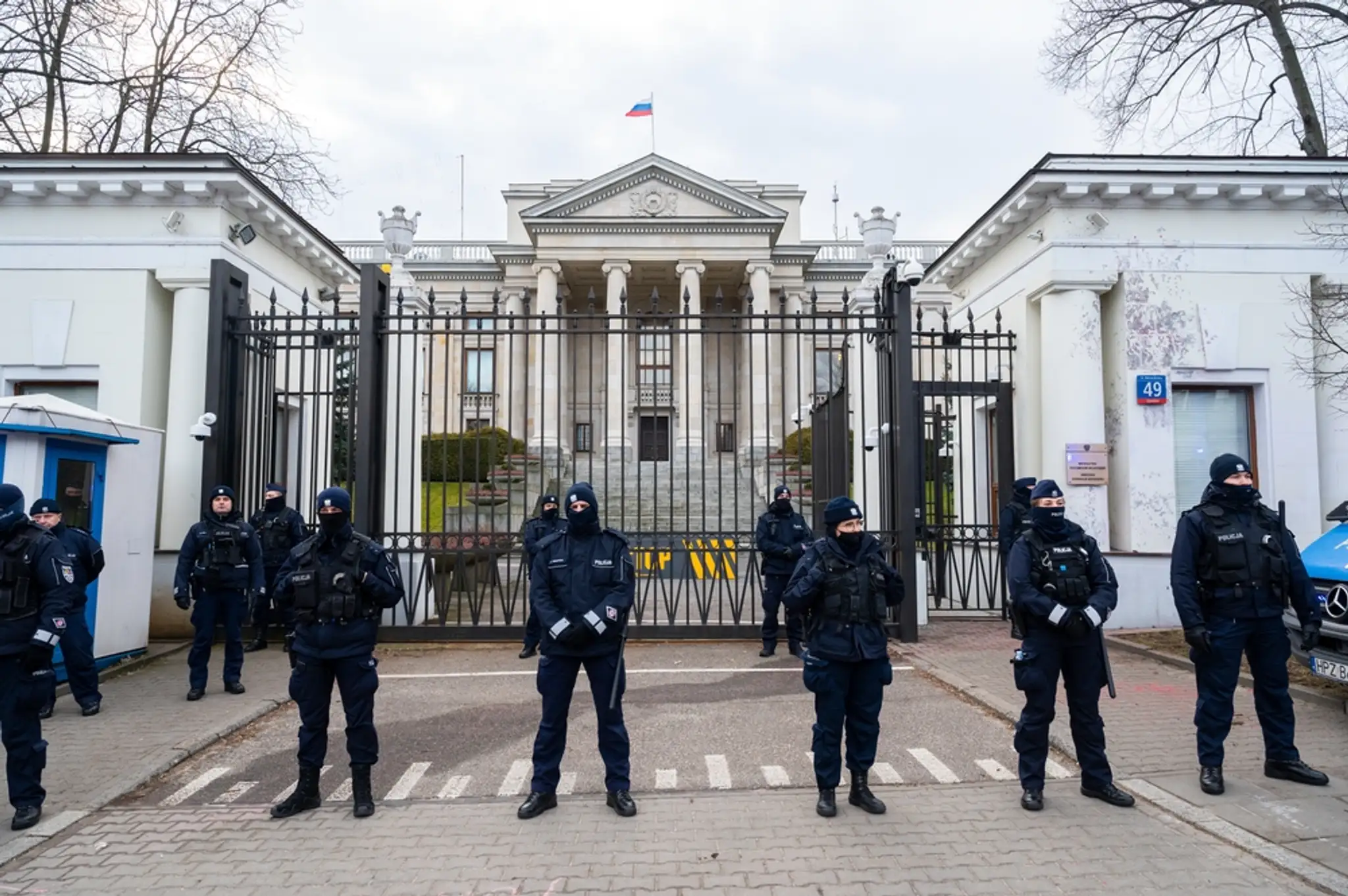 Polícia pred ruskou ambasádou