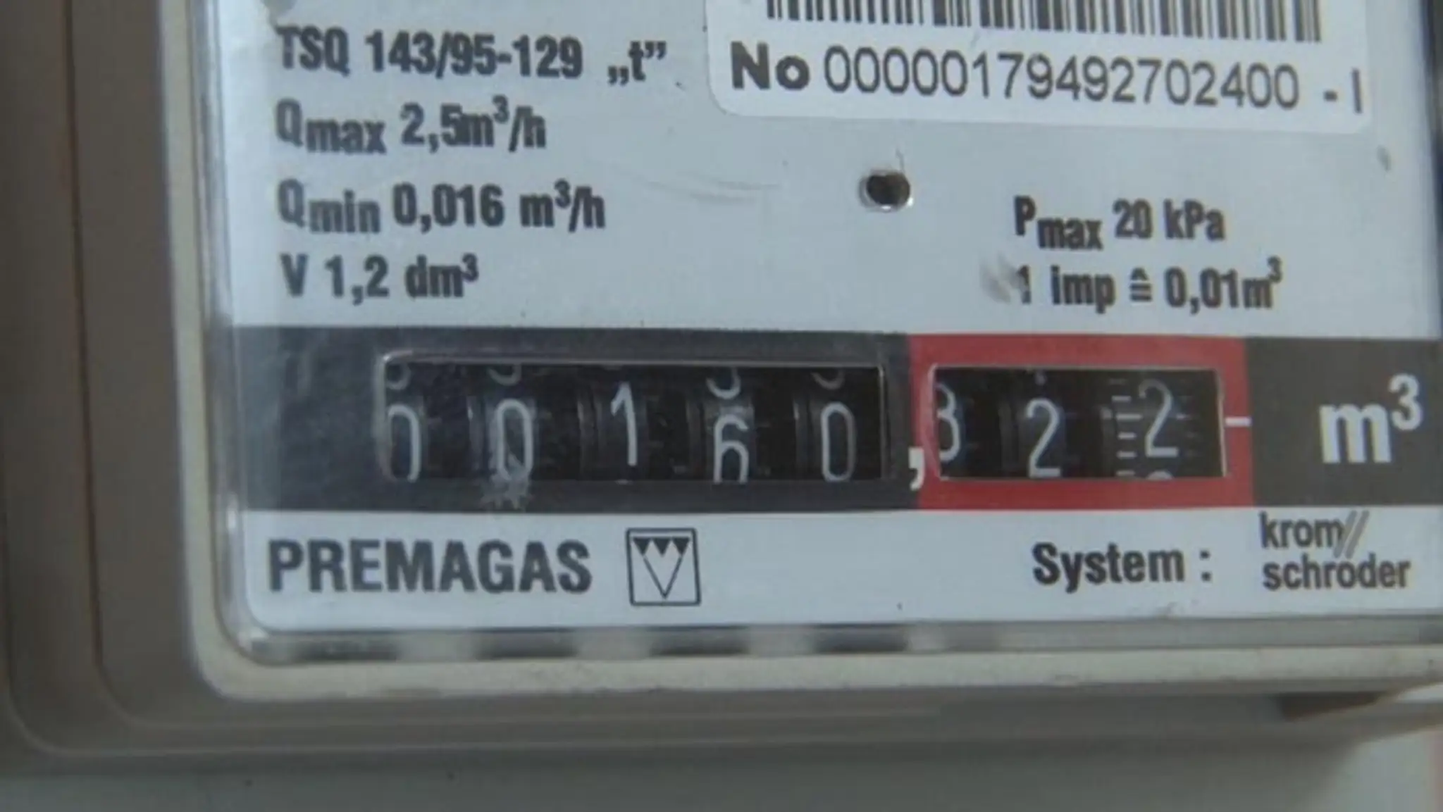 Chaos s cenami za elektrinu sa končí.