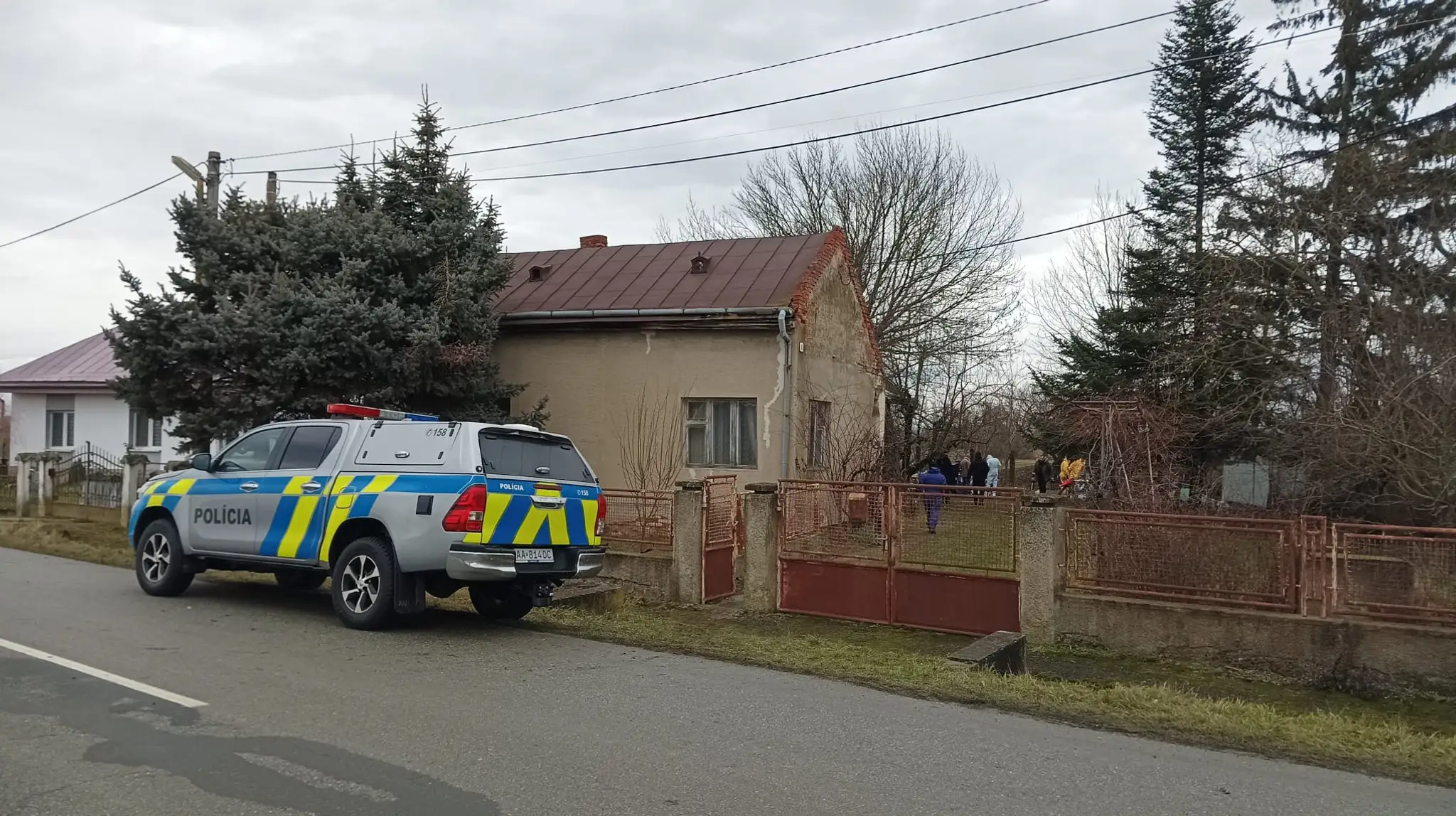 Polícia prehľadáva dom súvisiaci s podozrivým z terorizmu