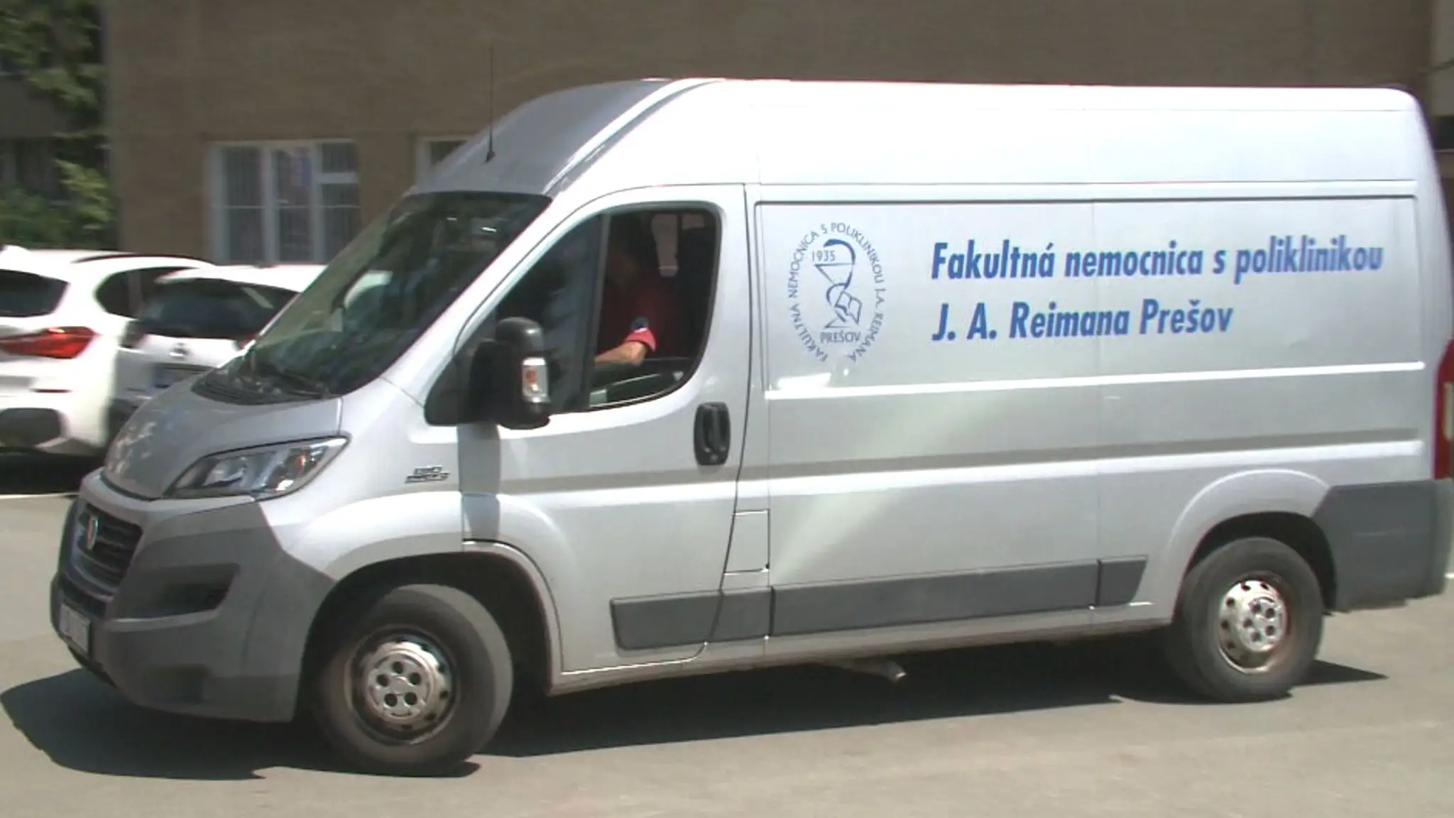 Sťahovanie oddelení nemocnice v Prešove. 