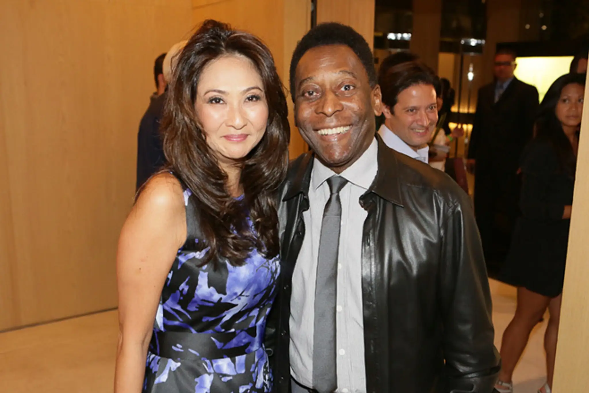 Marcia_Cibele_Aoki_e_Pele_.jpg