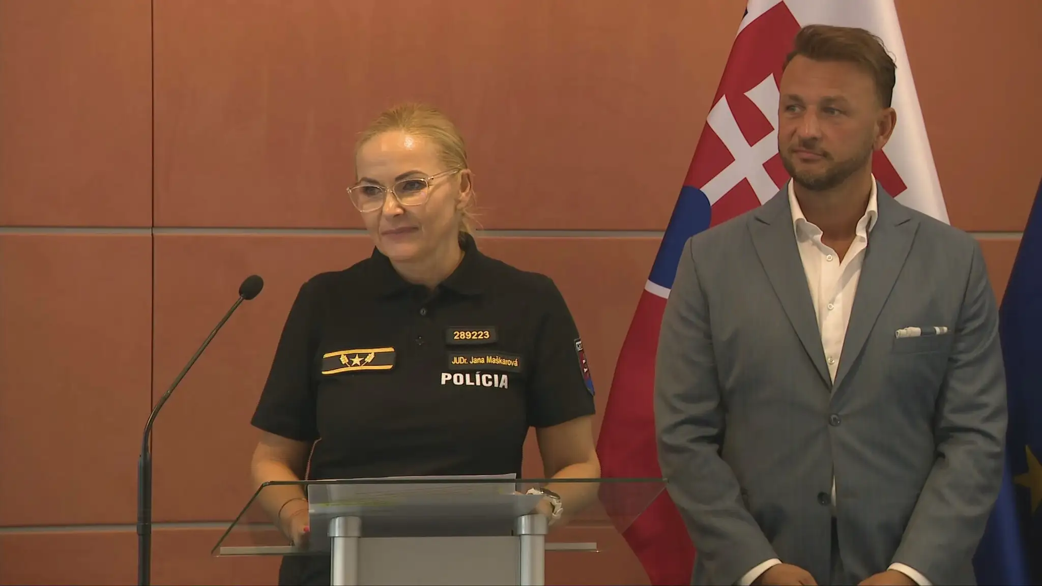 Maškarová na tlačovej konferencii 