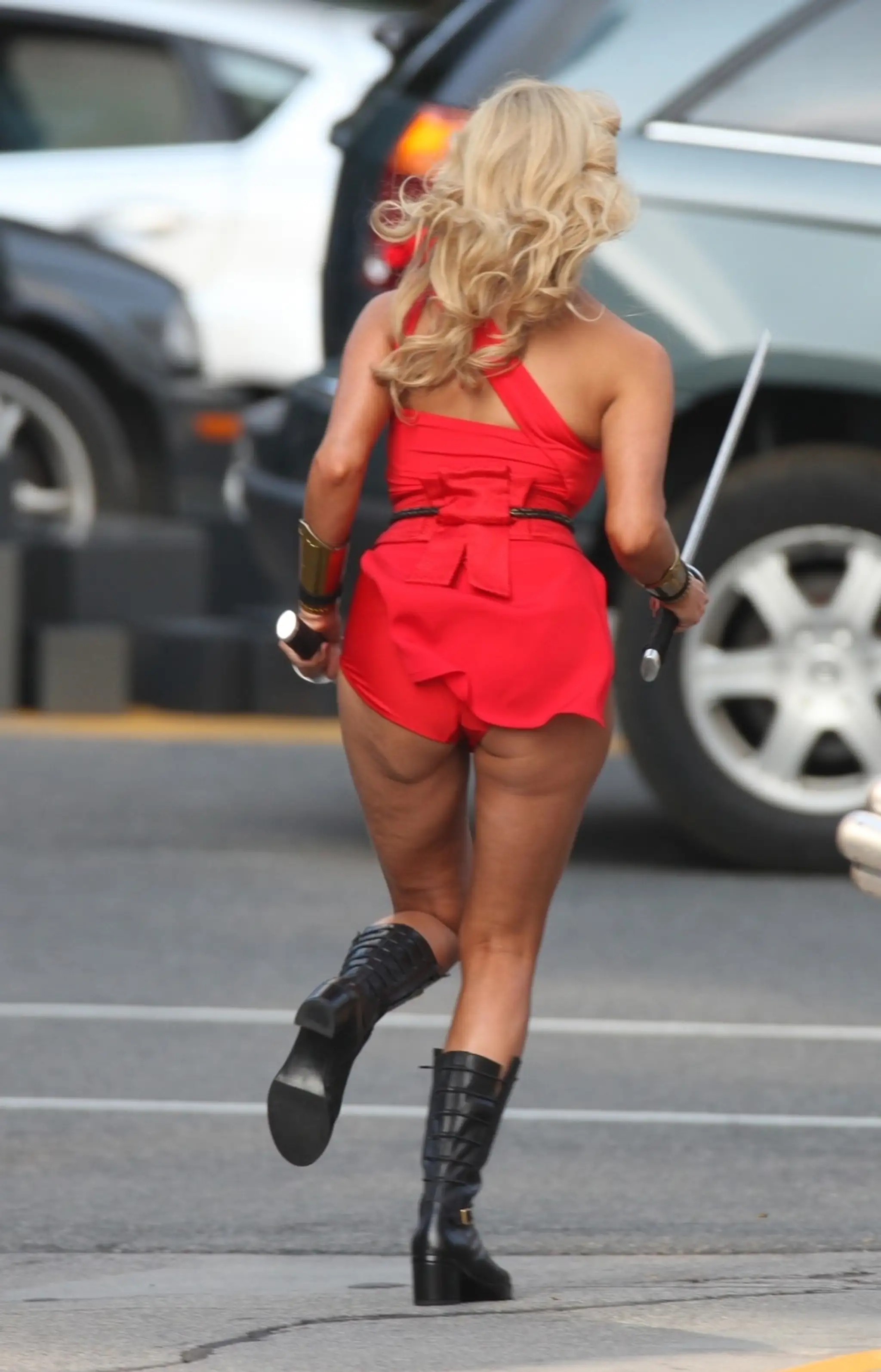 Ashley Benson 