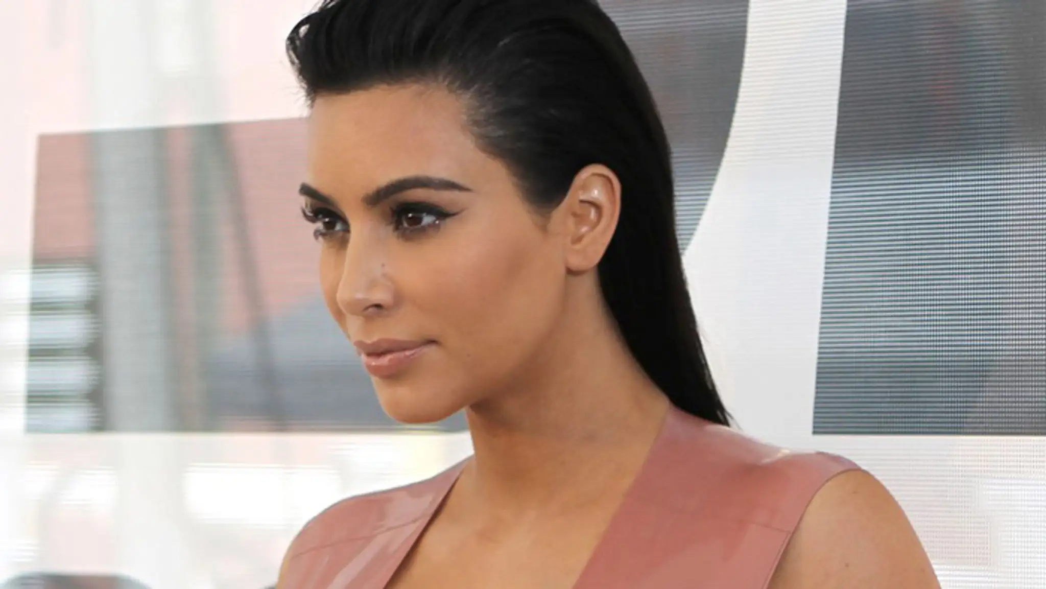 Kim Kardashian v latexe.