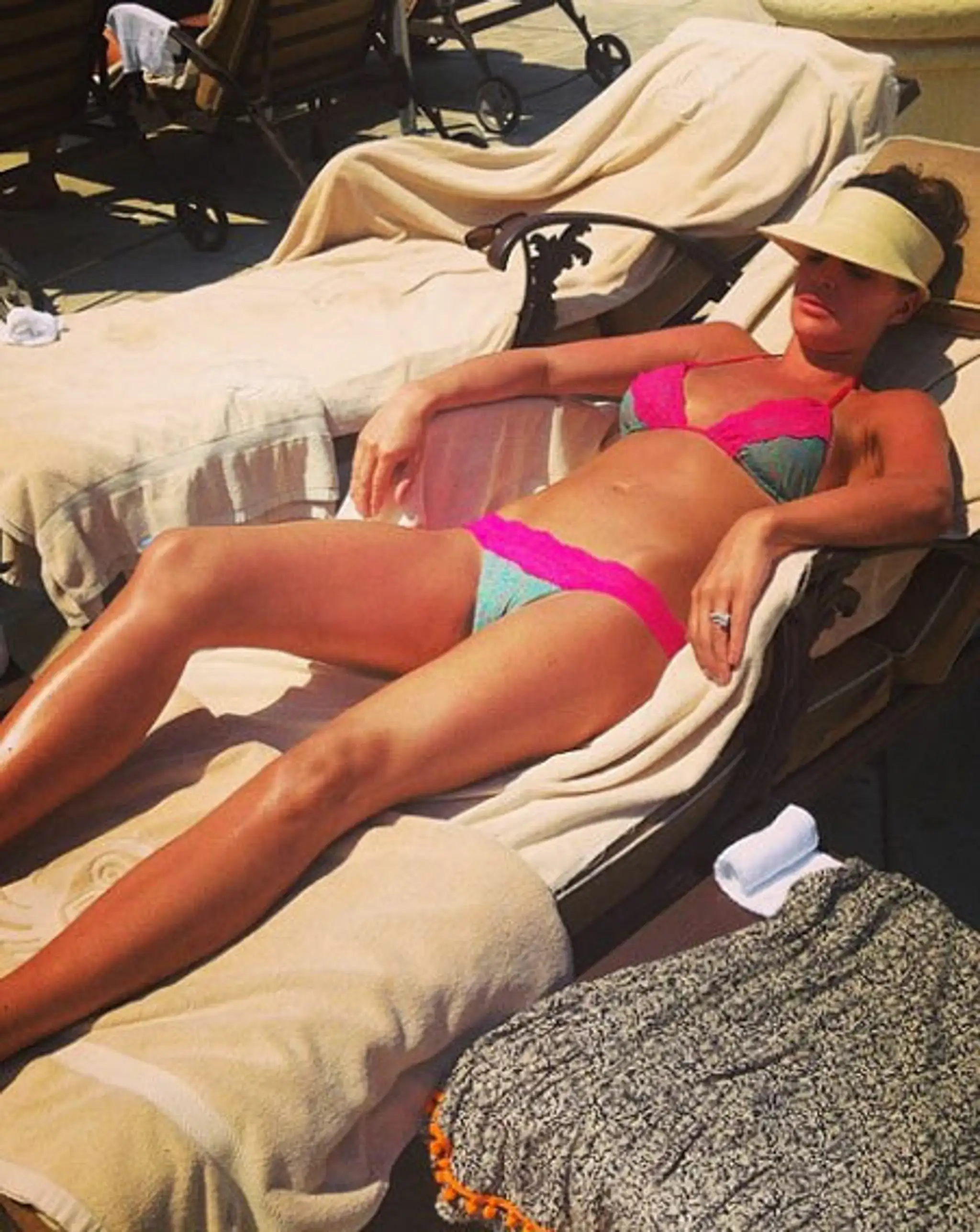 DANIELLE Lloyd 