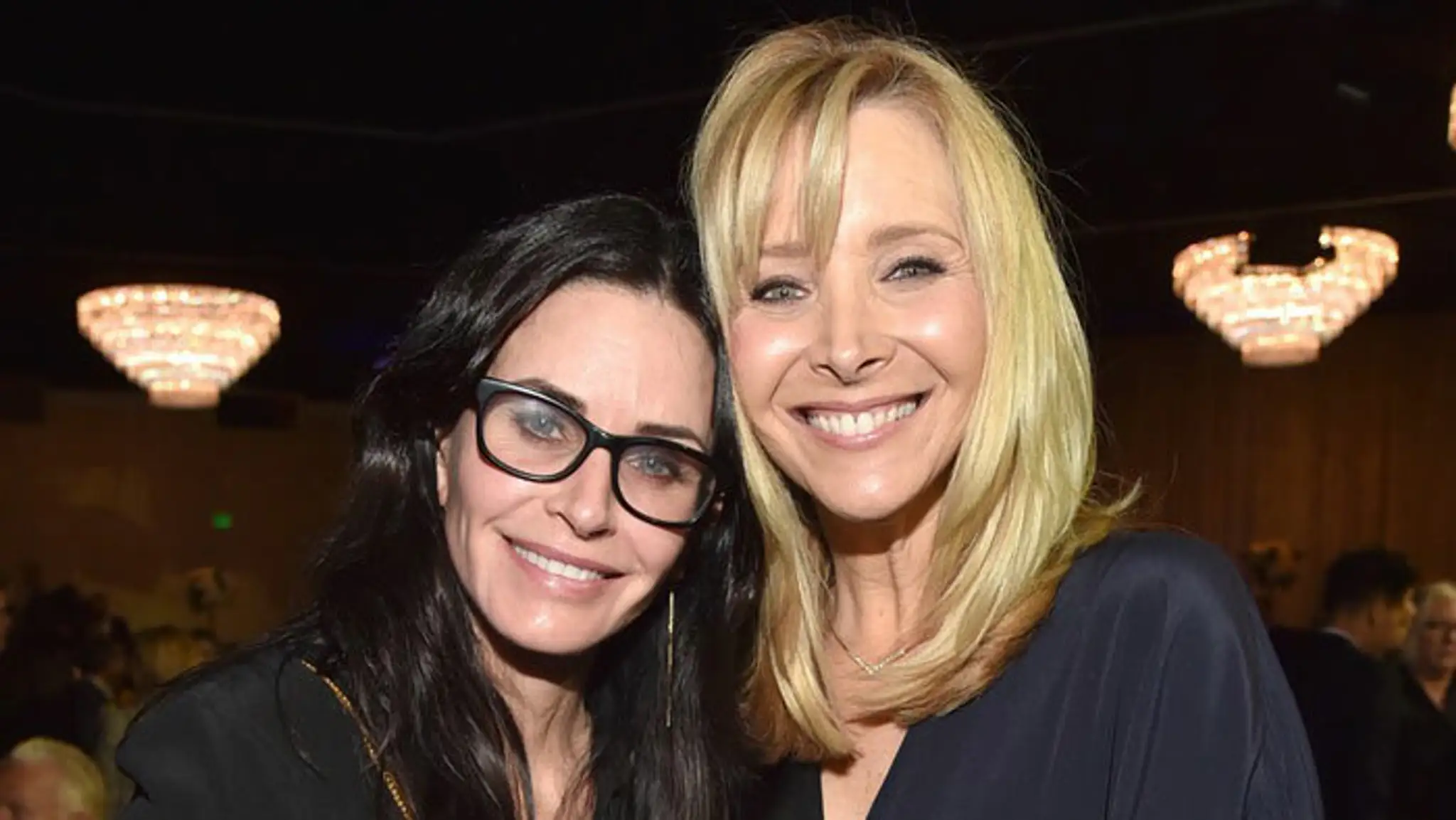 Courteney Cox a Lisa Kudrow na Open Mind Gala v Beverly Hills