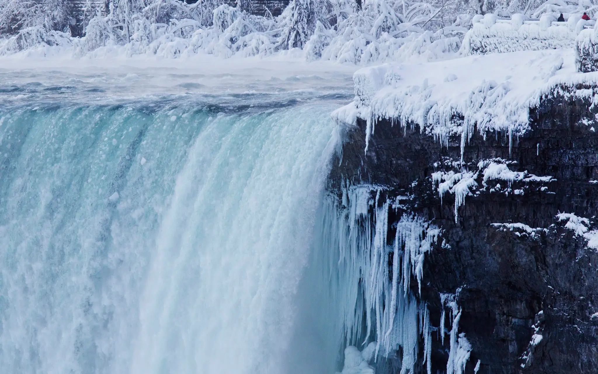 Niagarské vodopády zamrzli. 20. februára