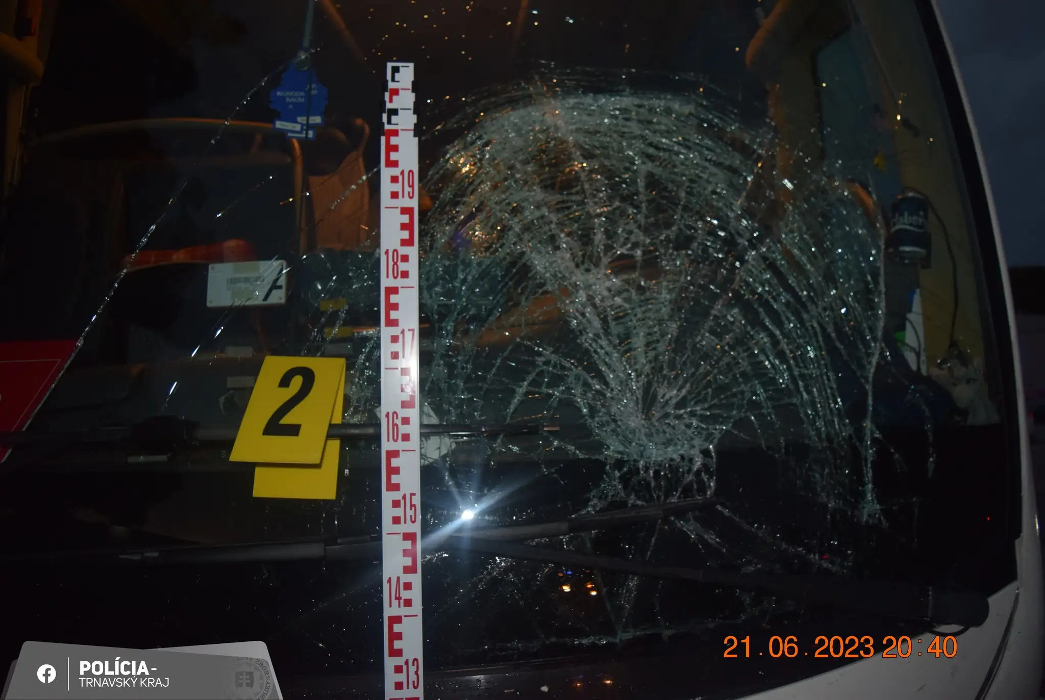 Autobus zrazil chodca