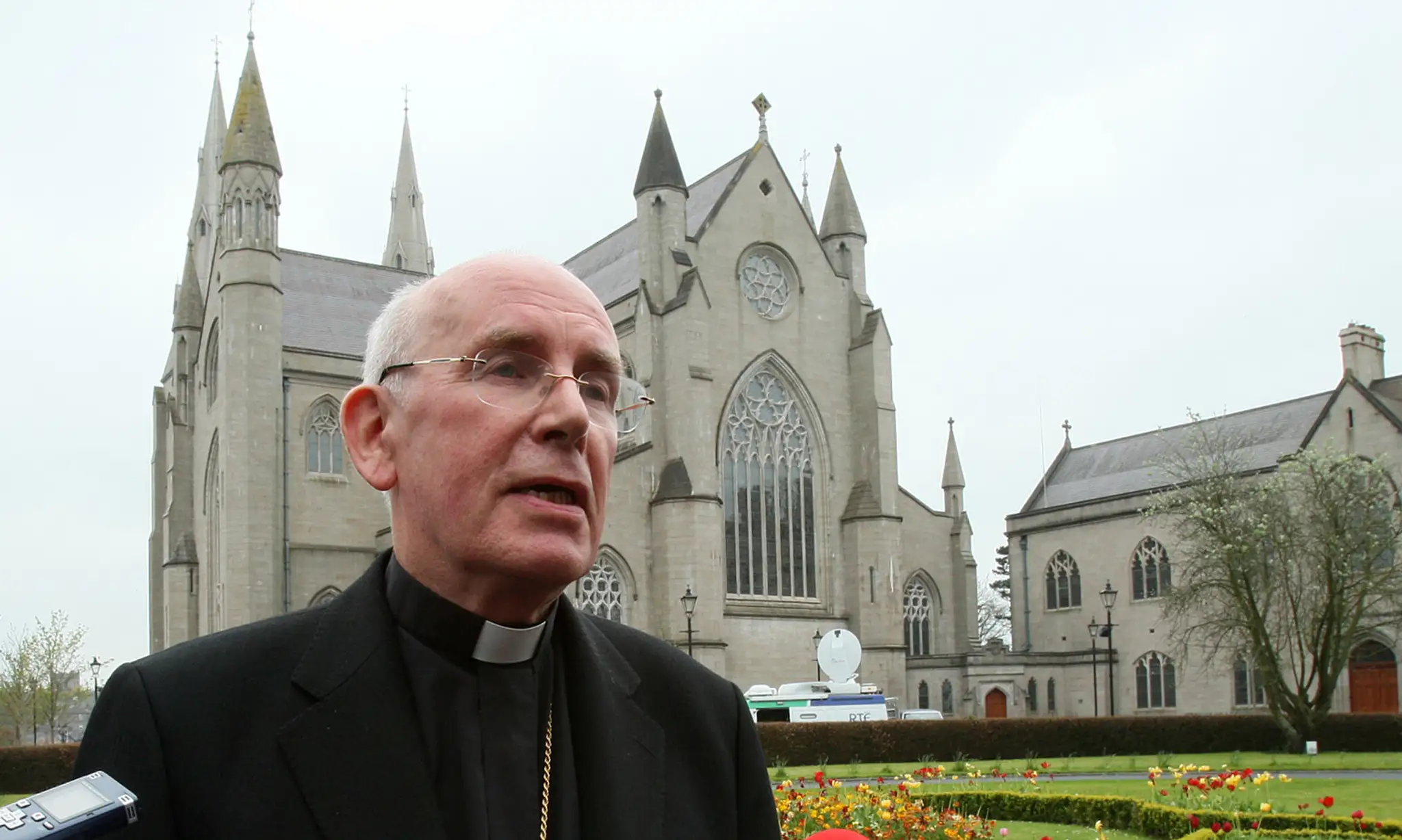 Sean Brady - kardinál, ktorý mal kryť sexuálne škandály kňazov.