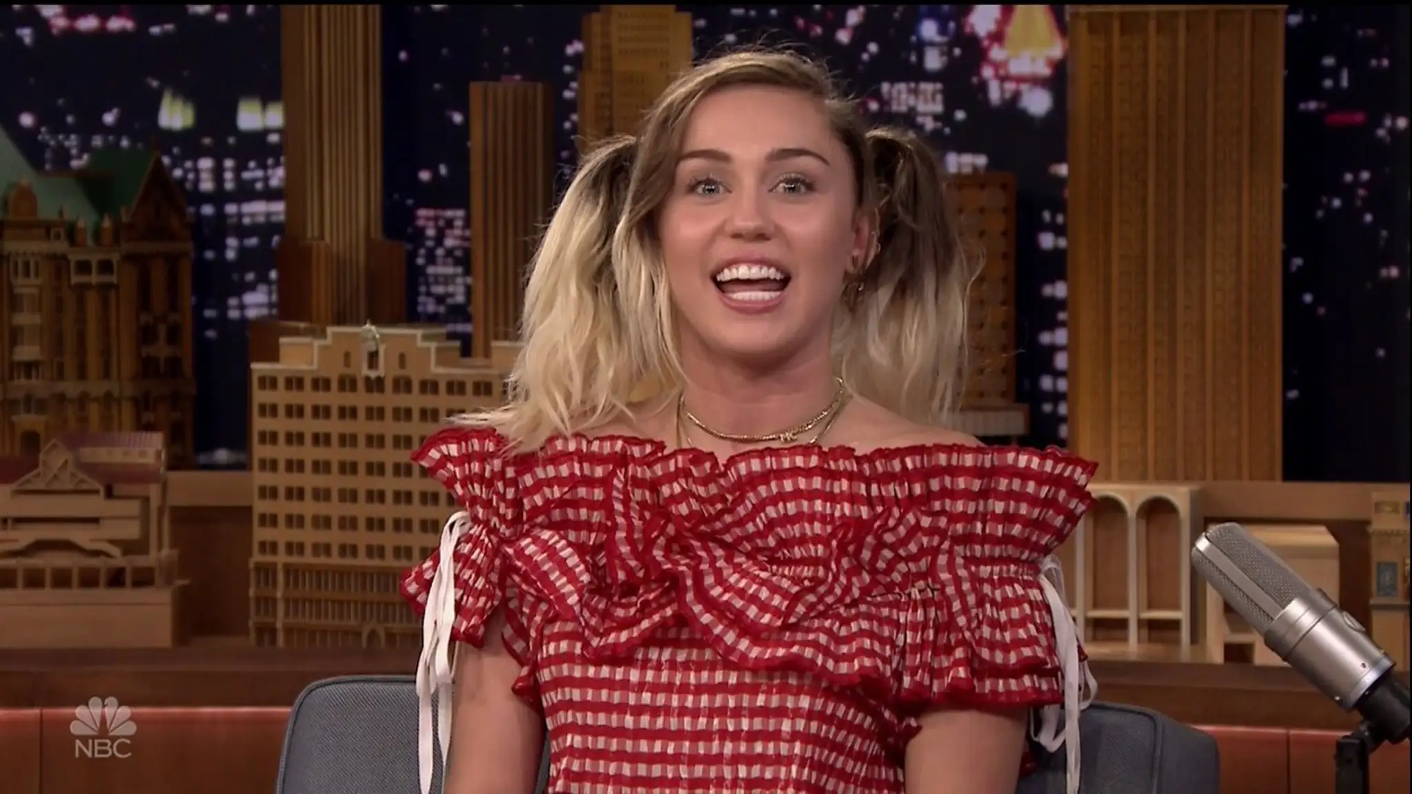 Miley Cyrus otvorene: Nikto nefajčil toľko trávy ako ja!