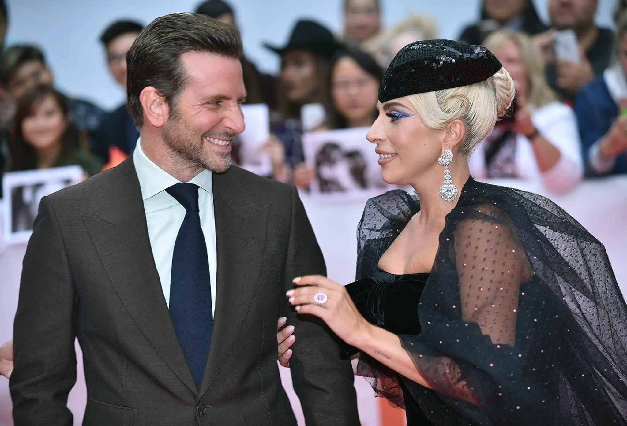 Bradley Cooper a Lady Gaga na Medzinárodnom filmovom festivale v Toronte