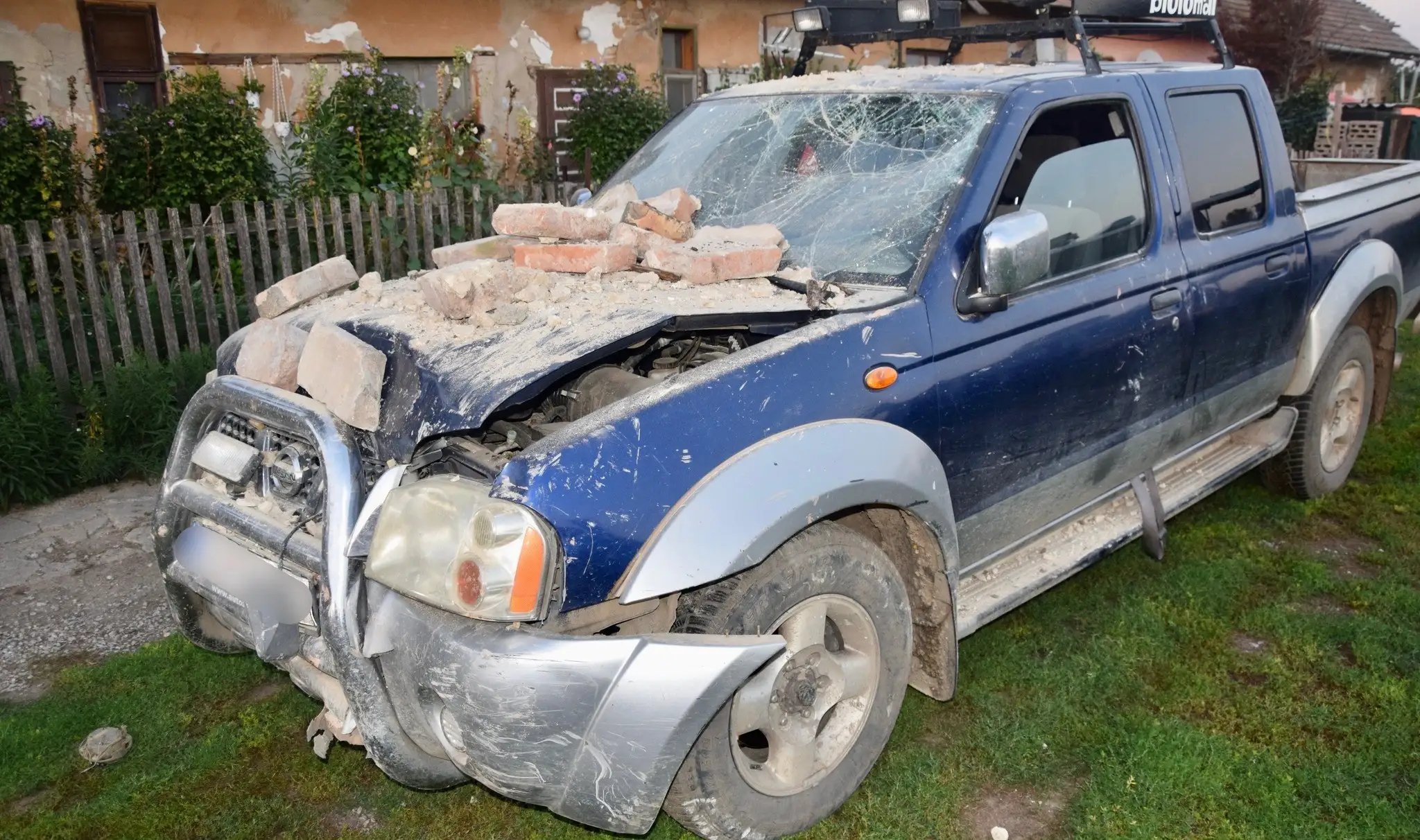 Muž zobral cudzie auto a havaroval s ním. 