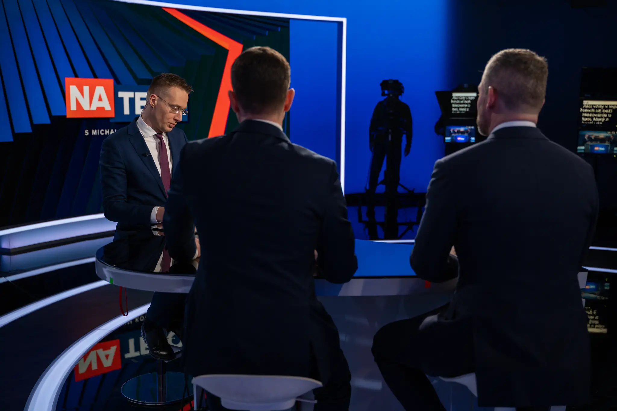 Peter Pellegrini a Eduard Heger v relácii Na telo.