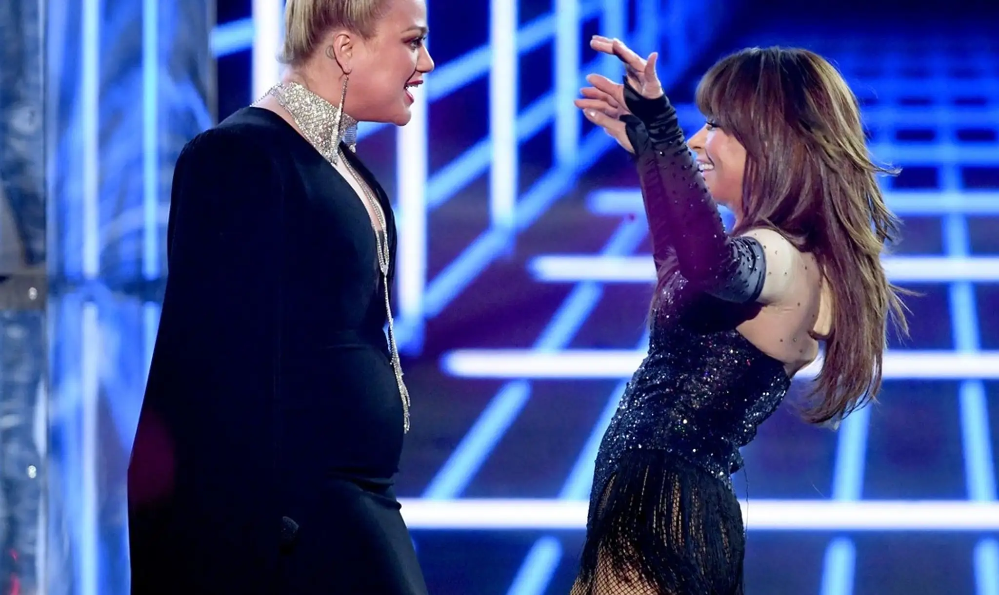 Kelly Clarkson a Paula Abdul na Billboard Music Awards 2019