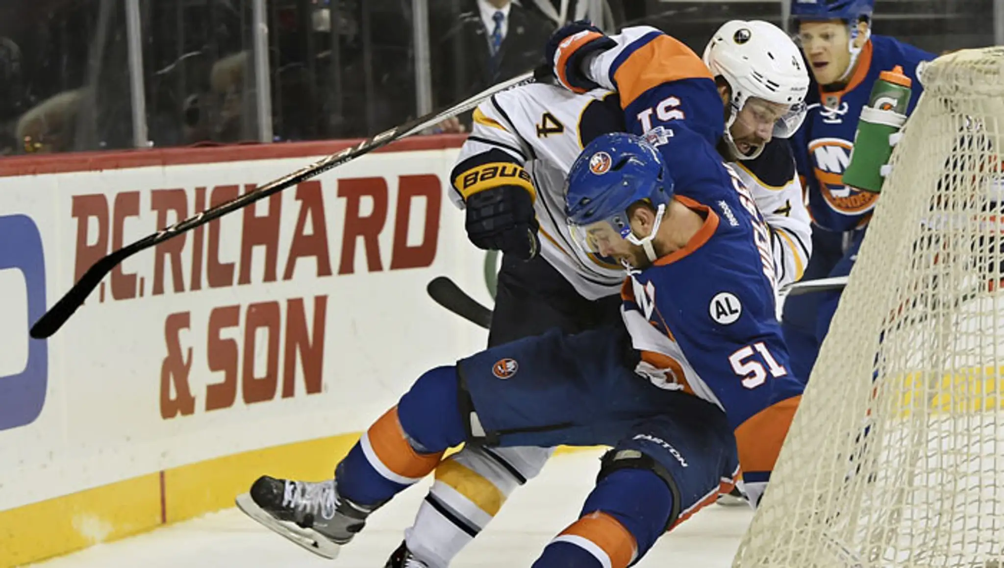 New York Islanders bez Haláka prehrali s Buffalom 1:2.