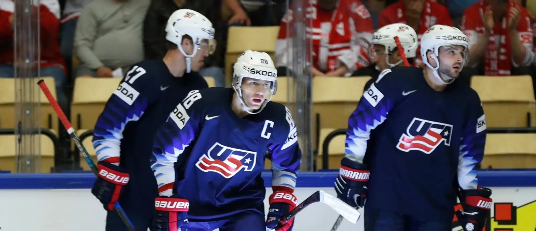 Kapitán USA Patrick Kane oslavuje gól v dueli proti Nemecku na MS 2018.