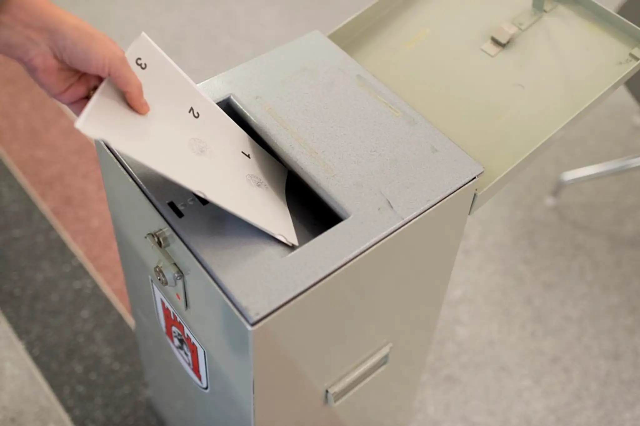 Referendum vo Svajciarsku.jpg