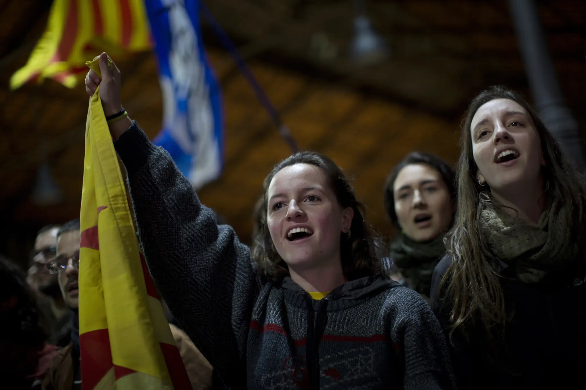 túpenci nezávislosti Katalánska oslavujú v uliciach Barcelony