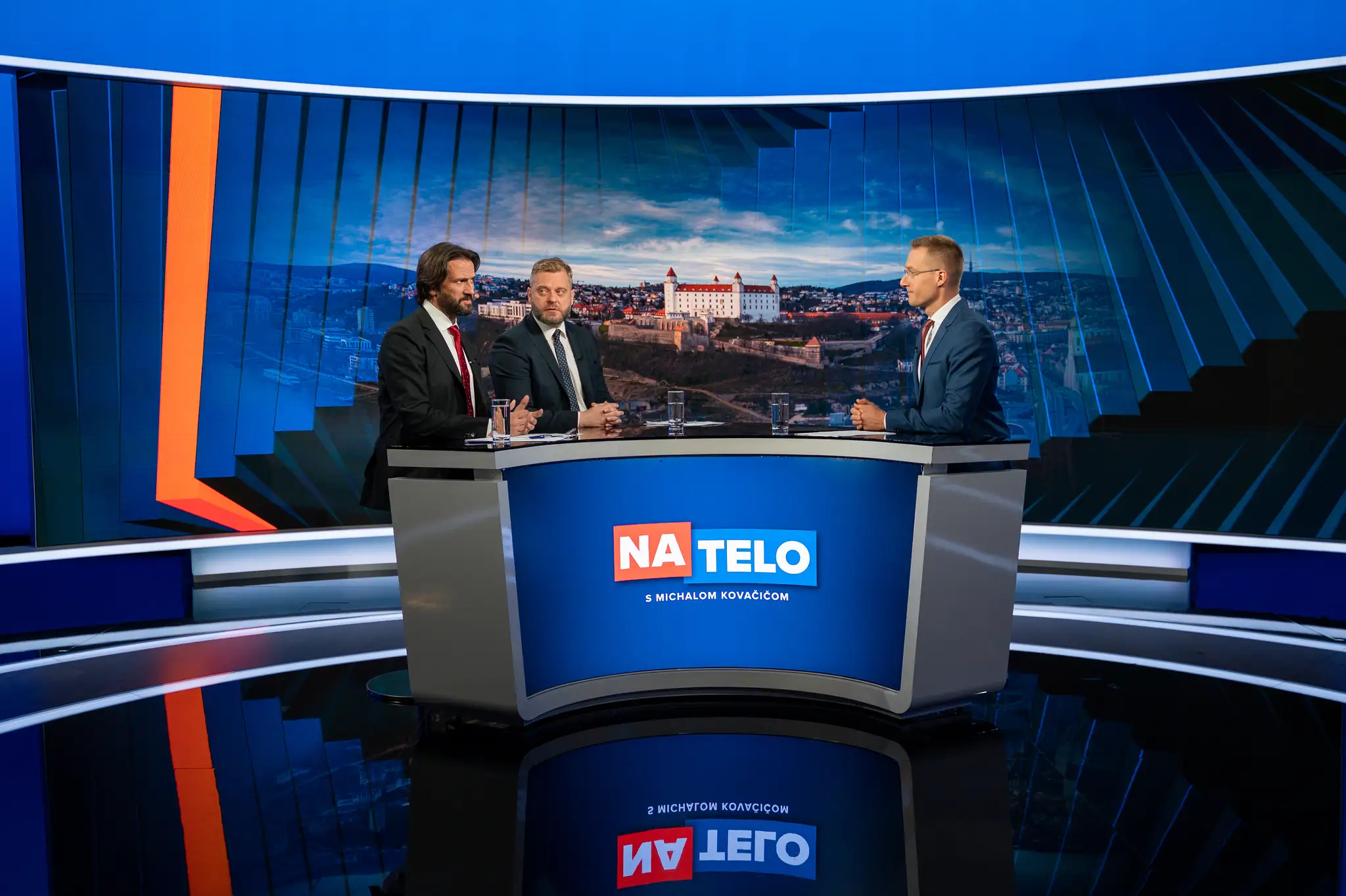 Robert Kaliňák a Juraj Krúpa v Na telo.