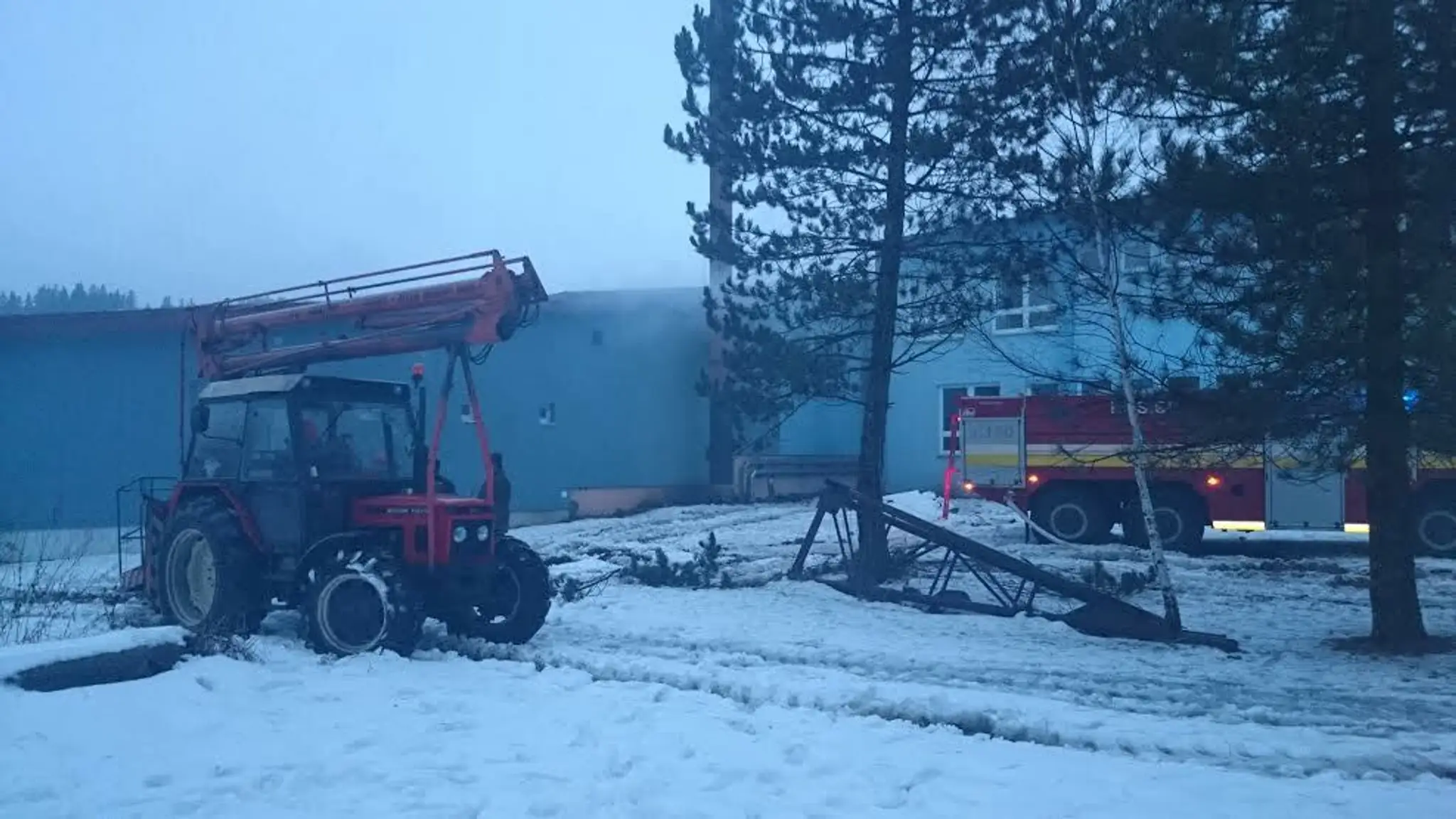 V Rabči horel multyfunkčný objekt. 