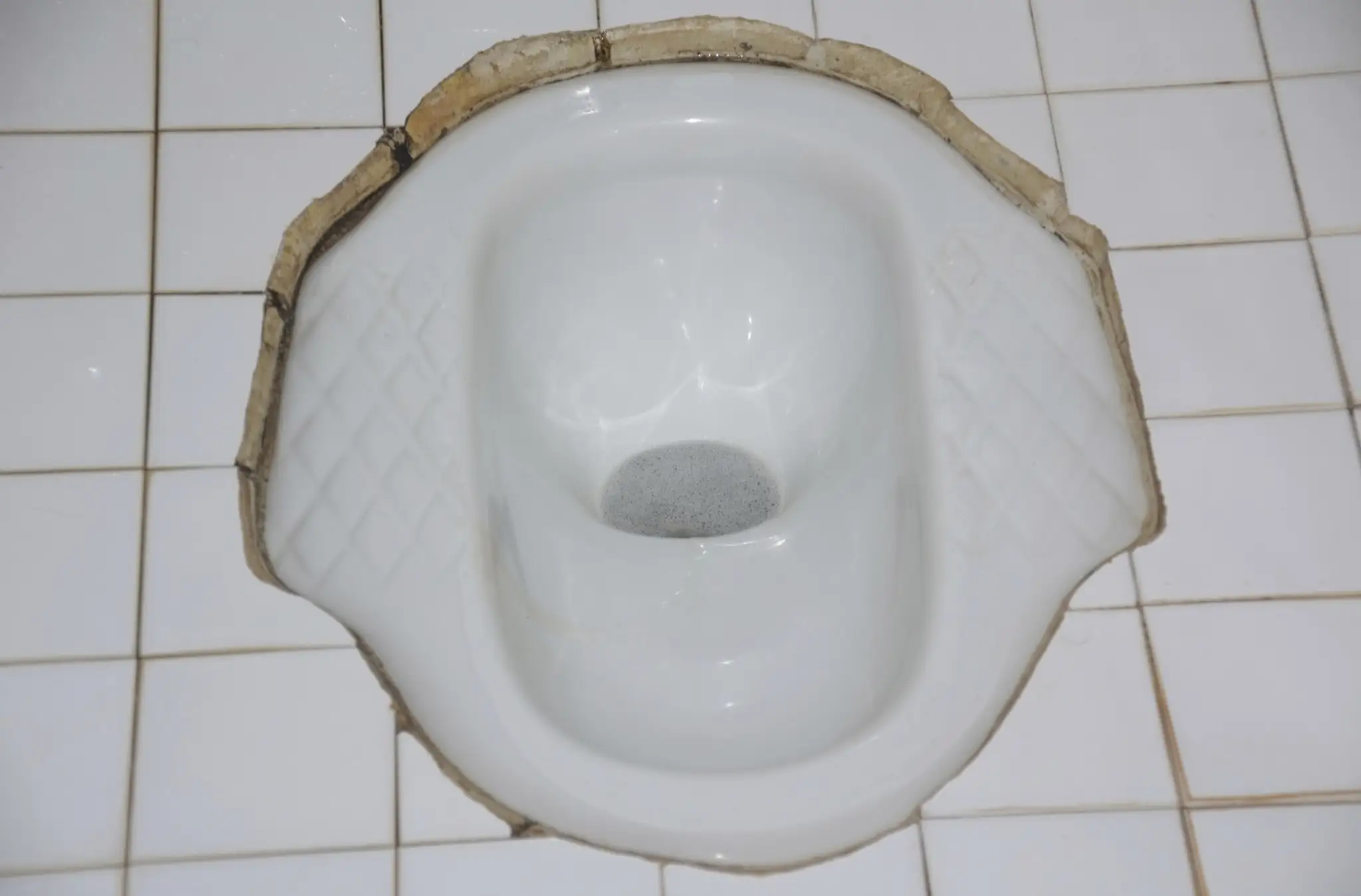Turecký záchod.