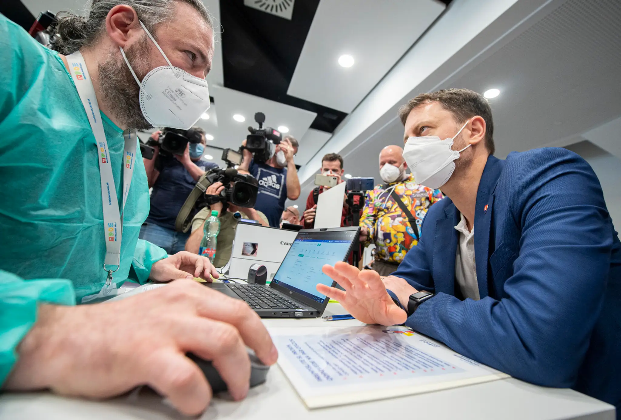 Eduard Heger prišiel na očkovanie vakcínou AstraZeneca.
