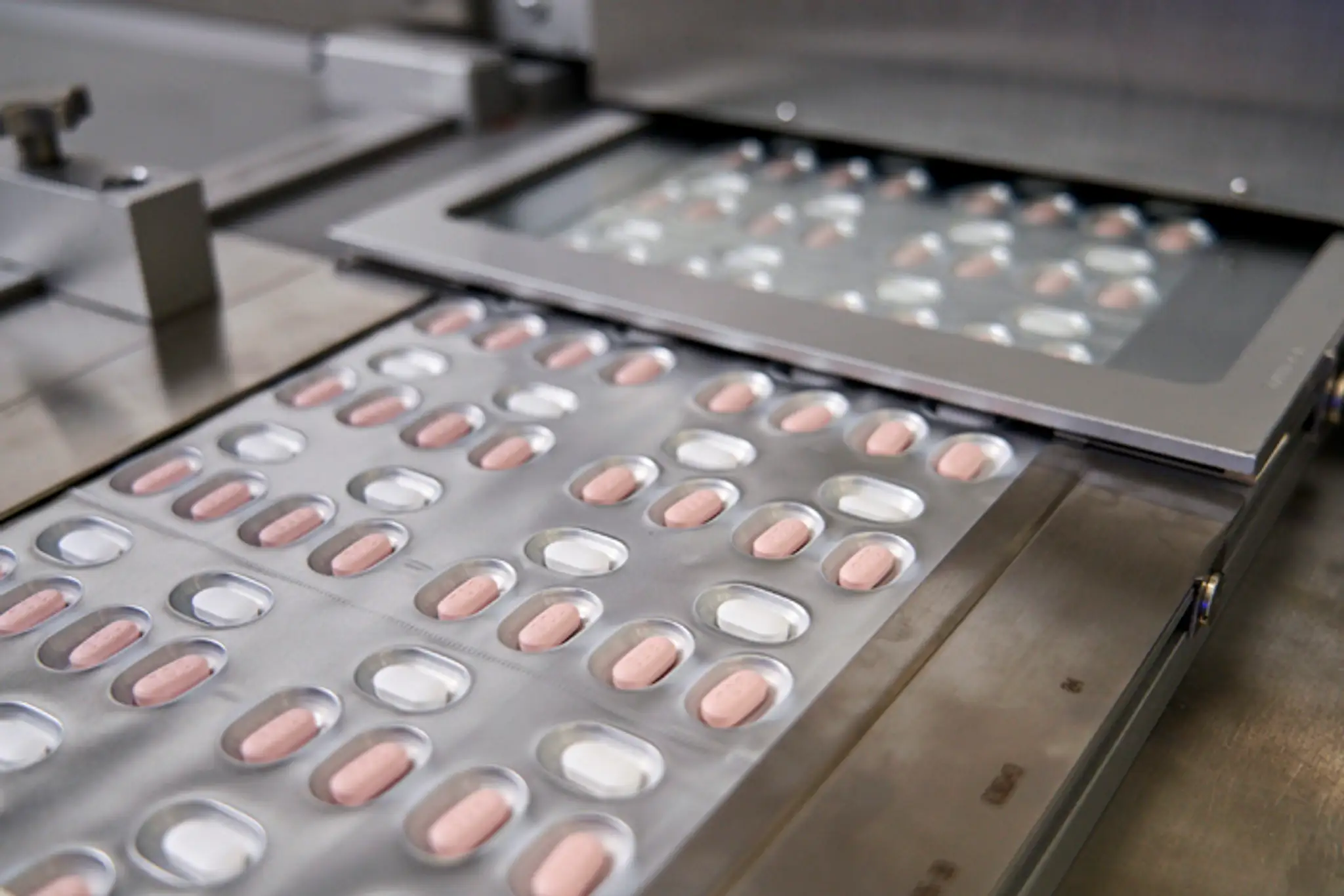 Lieky Paxlovid proti COVID-19 od spoločnosti Pfizer.